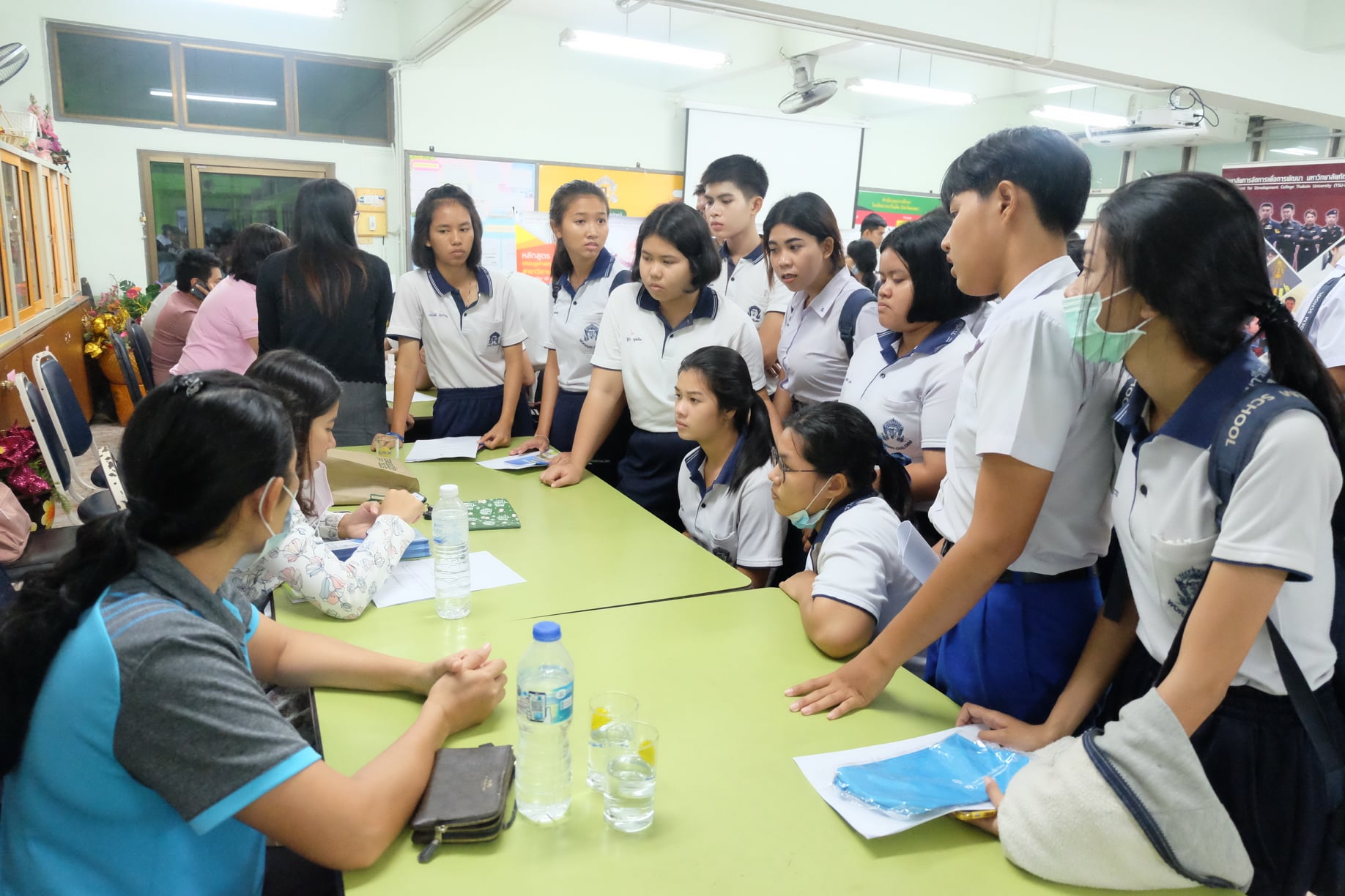 คณะศึกษาศาสตร์ได้เข้าร่วม โครงการมหาวิทยาลัยทักษิณสัญจร แนะแนวการศึกษาต่อ ประจำปีการศึกษา 2564