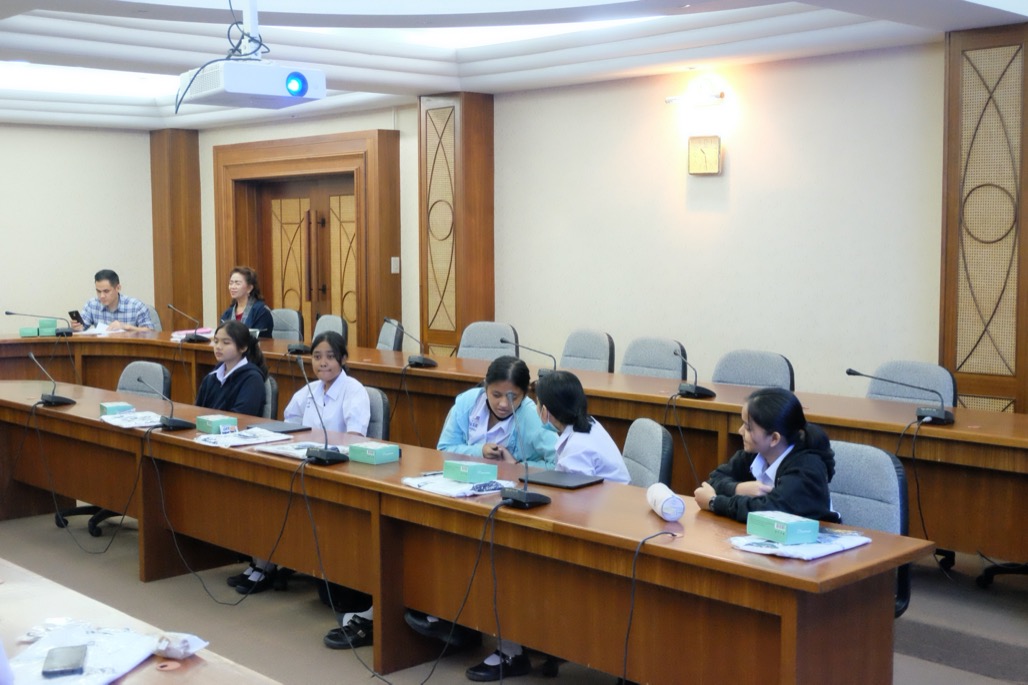 โรงเรียนหาดใหญ่รัฐประชาสรรค์ หลักสูตรนานาชาติ ได้เข้าศึกษาดูงาน และอบรมการใช้ภาษาอังกฤษเพื่อการสื่อสาร ณ ห้องประชุมคณะศึกษาศาสตร์