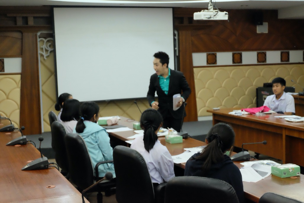 โรงเรียนหาดใหญ่รัฐประชาสรรค์ หลักสูตรนานาชาติ ได้เข้าศึกษาดูงาน และอบรมการใช้ภาษาอังกฤษเพื่อการสื่อสาร ณ ห้องประชุมคณะศึกษาศาสตร์