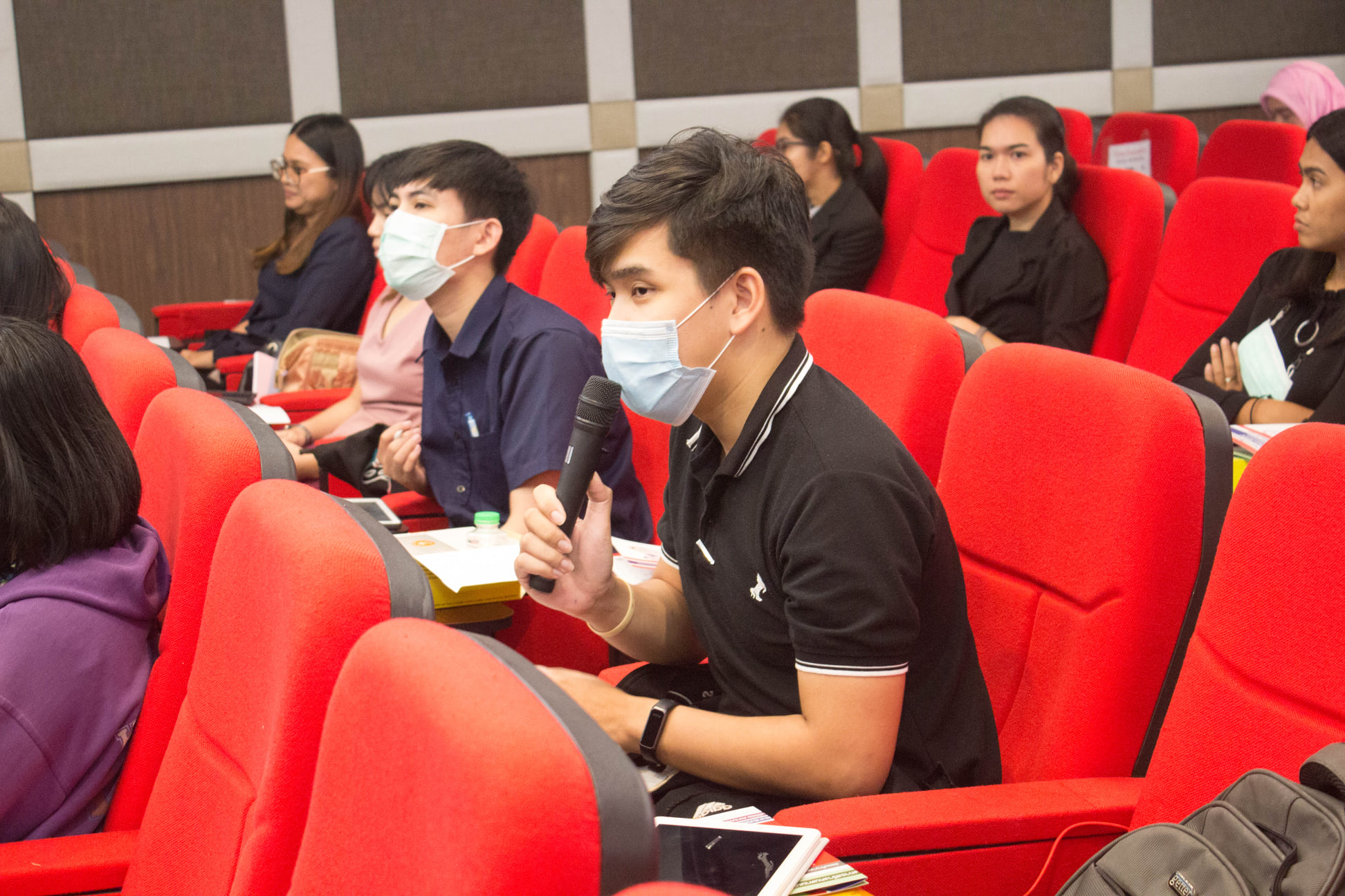 โครงการสัมมนาวิชาการ เรื่อง “การบูรณาการกระบวนทัศน์ทางปรัชญาการศึกษา แนวคิดและการวิพากษ์จิตวิทยา สังคมวิทยา และเศรษฐศาสตร์ ที่สำคัญต่อการพัฒนาคุณภาพการศึกษาอย่างยั่งยืน”