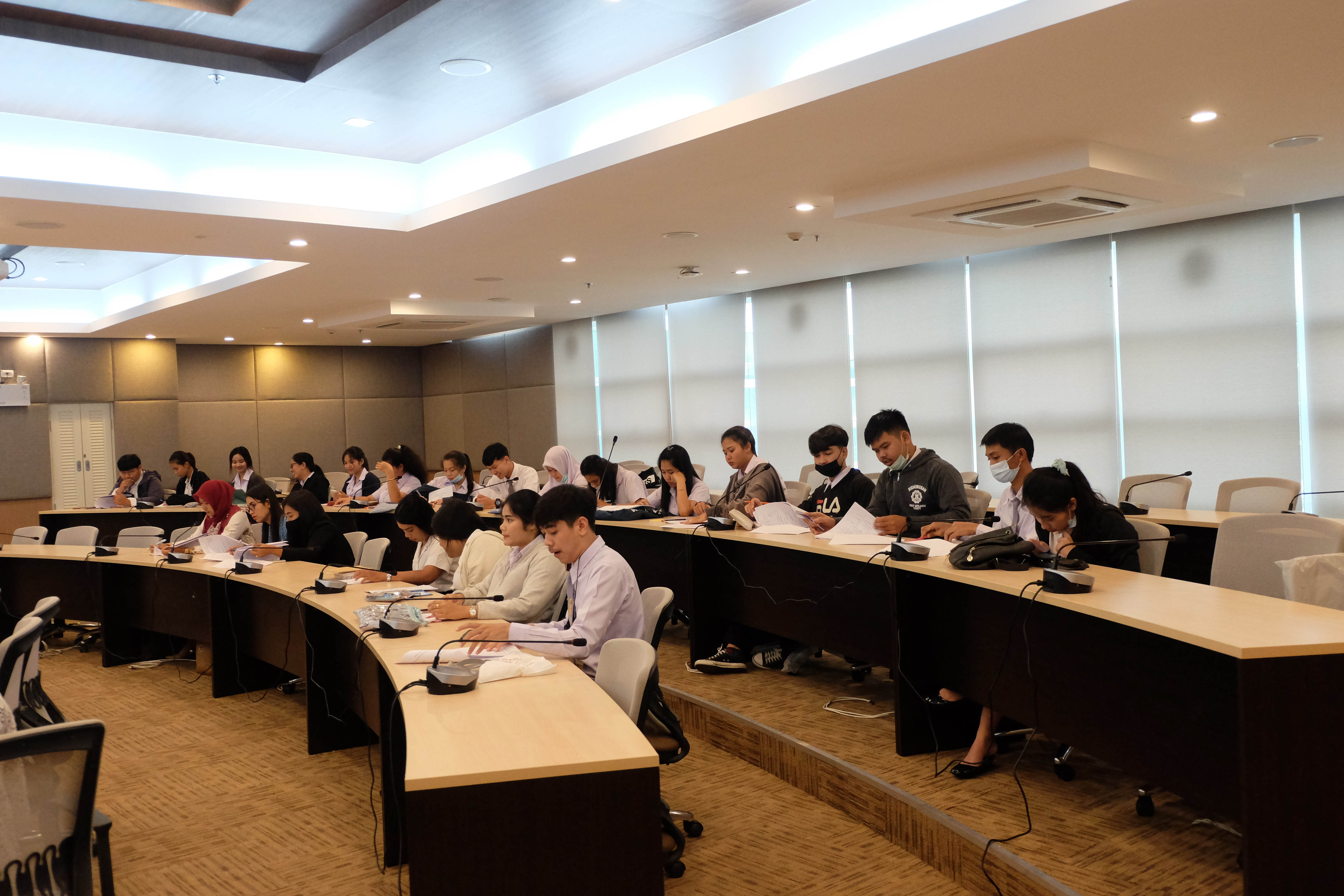 โครงการอบรมเชิงปฏิบัติการชุมชนแห่งการเรียนรู้ทางวิชาชีพ (PLC) : การสอนคณิตศาสตร์ ระดับมัธยมศึกษา