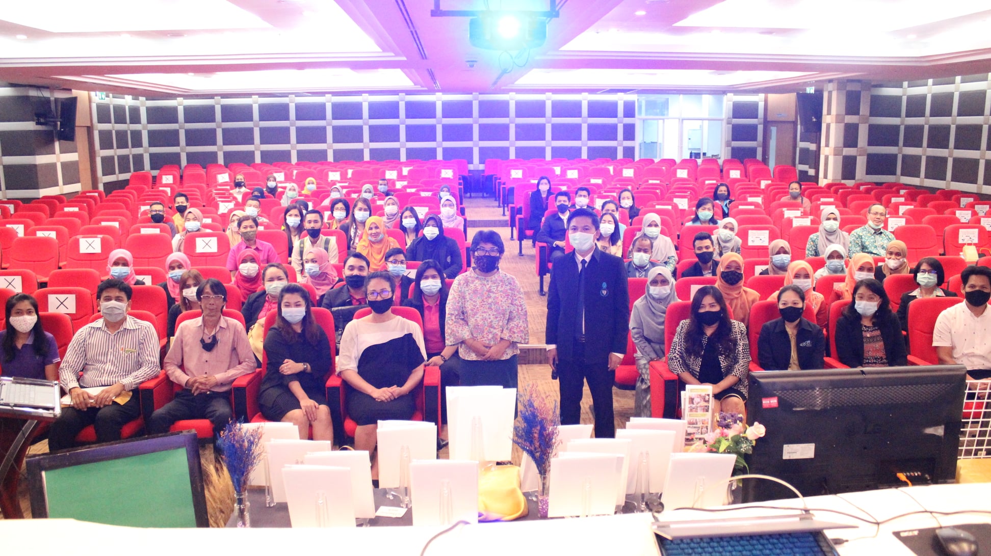 งานนิทรรศการ Show and Share 63