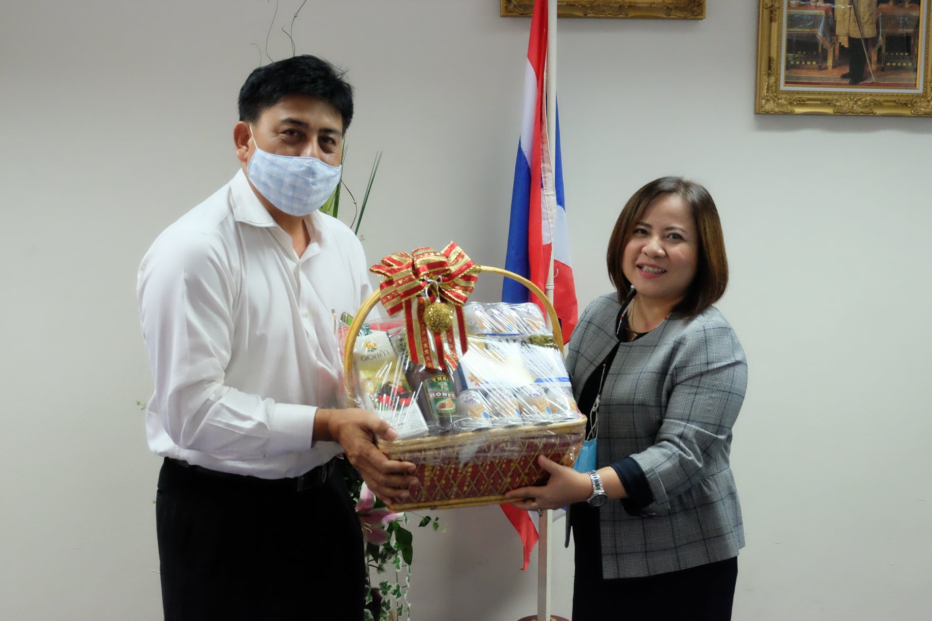 การประชุมปรึกษาหารือทิศทางและแนวทางการผลิตร่วมกับคณบดี ผู้บริหารคณะมนุษยศาสตร์และสังคมศาสตร์ ประธานสาขาวิชา และประธานหลักสูตรที่ผลิตร่วมกับคณะศึกษาศาสตร์