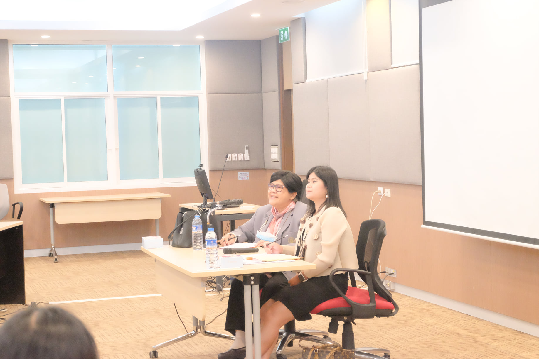 คณะศึกษาศาสตร์เข้ารับการประเมินมาตรฐานการผลิตและมาตรฐานบัณฑิต หลักสูตรการศึกษาบัณฑิต (5 ปี) หลักสูตรปี พ.ศ.2558 (รับนิสิตปีการศึกษา 2559) และหลักสูตรปรับปรุง ปีพ.ศ.2560