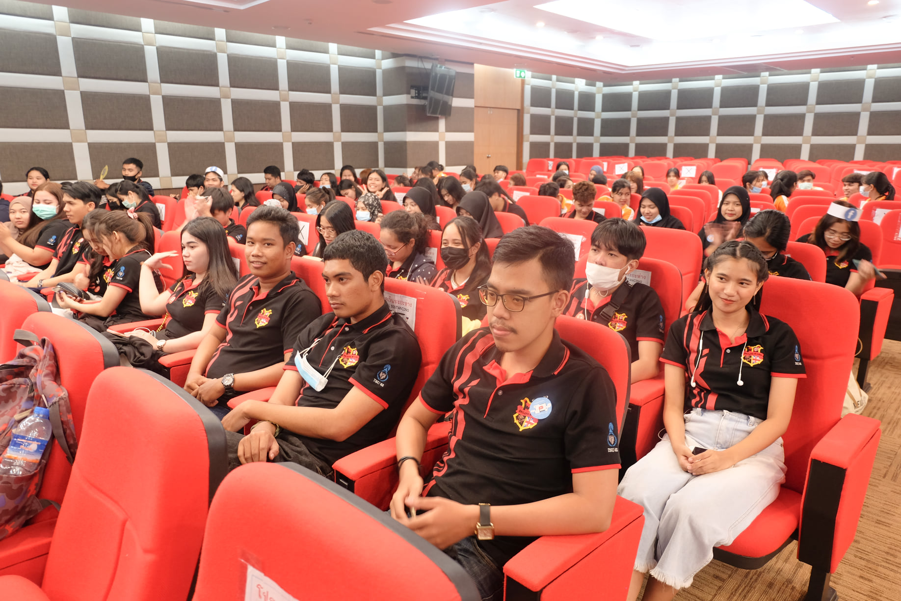 โครงการนำเสนอผลงานเปิดโลกวิชาการการศึกษา เพื่อสร้างความเป็นพลเมืองในมิติครูนวัตกรพลเมือง