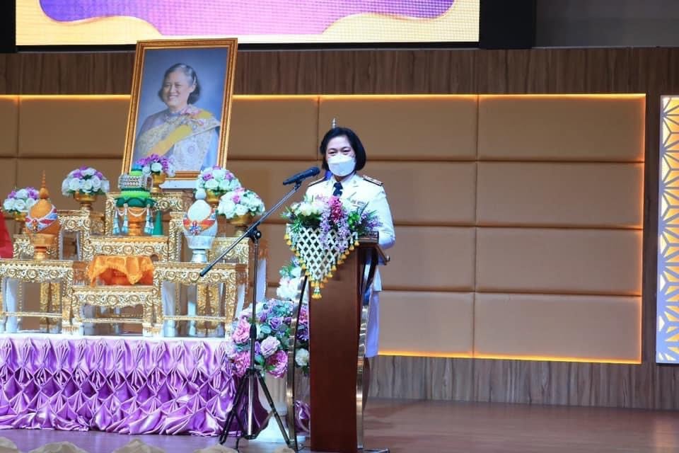 ขอแสดงความยินดีกับ นางสุมาลี รักโข (ศิษย์เก่า กศ.ม. ​หลักสูตรและการสอน) ที่ได้รับเกียรติบัตรและเข็มเชิดชูเกียรติพระราชทาน "ครูขวัญศิษย์ ปี 2564"