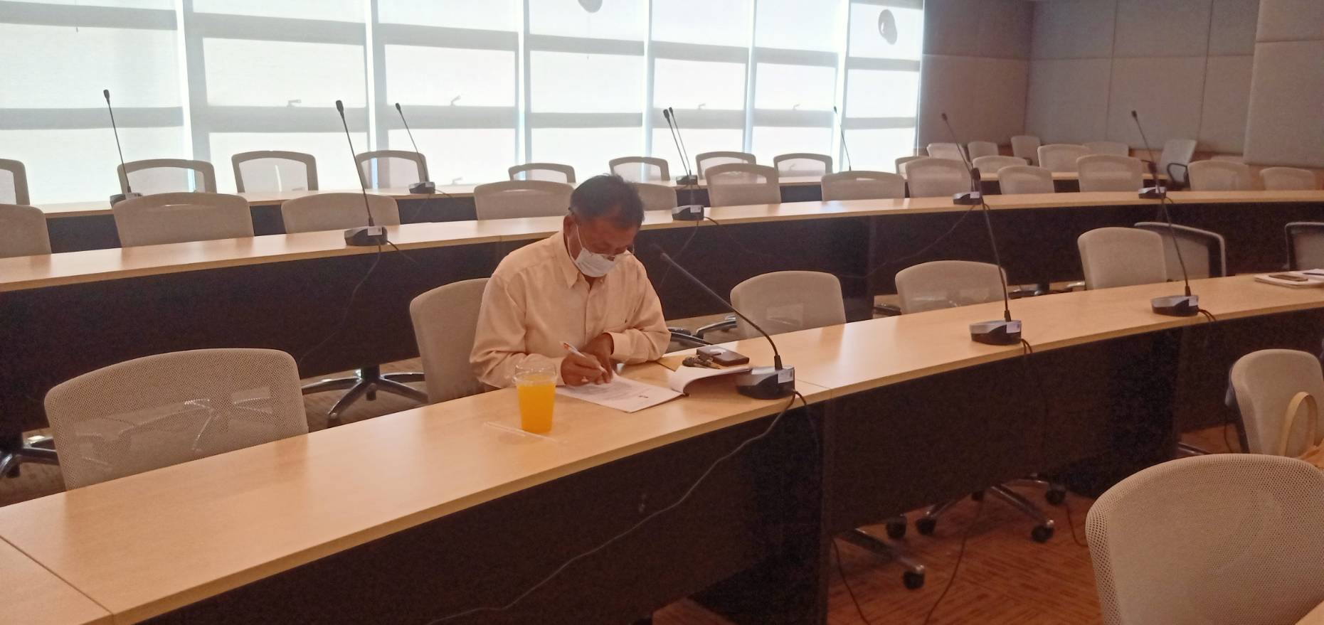 การประชุมคณะกรรมการผู้รับผิดชอบหลักสูตรประกาศนียบัตรบัณฑิต สาขาวิชา วิชาชีพครู
