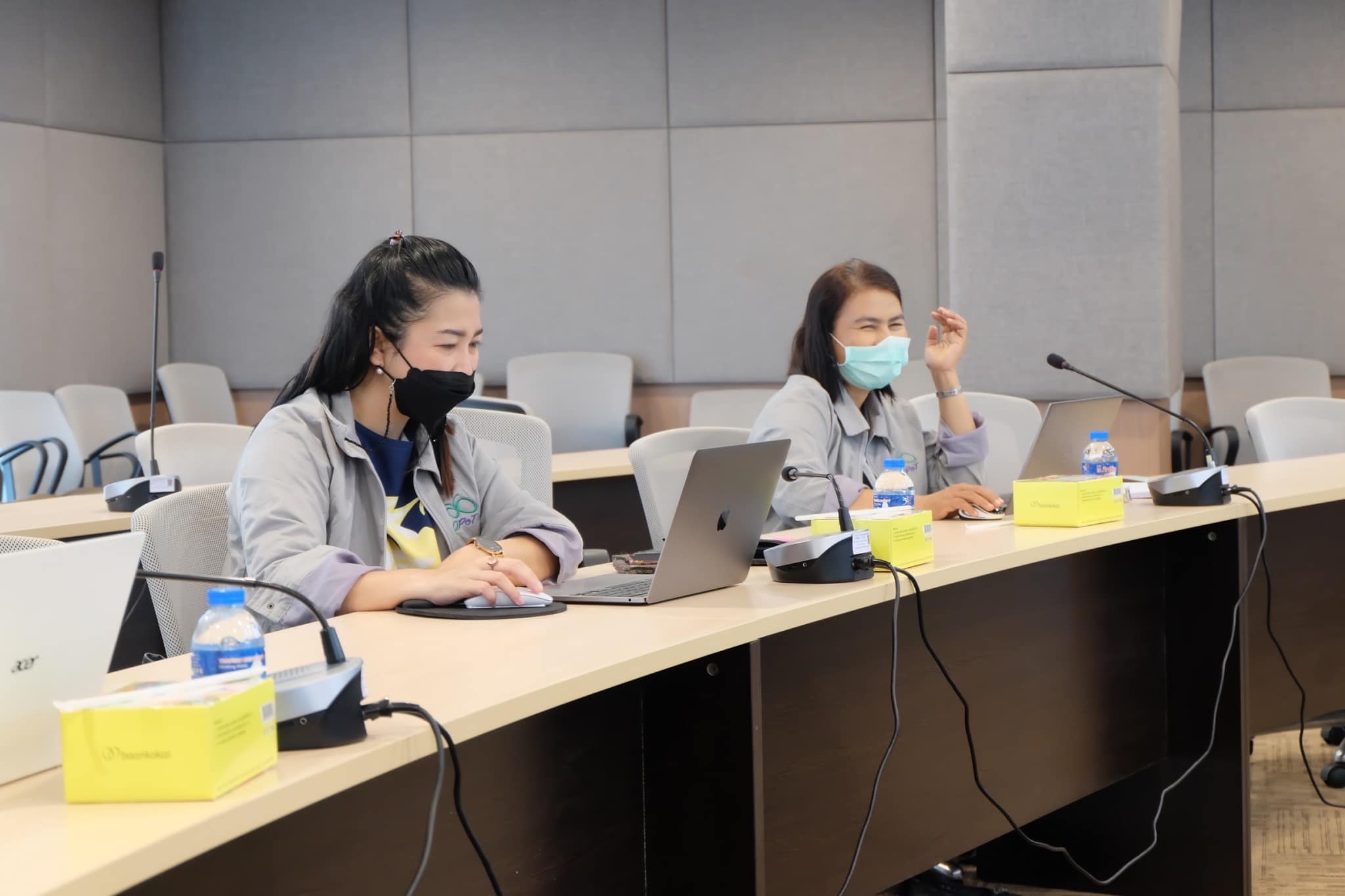 ประชุมร่วมรับฟังการสะท้อนผลการดำเนินงาน และกระบวนการพัฒนาสมรรถนะครูและโรงเรียน ตชด.