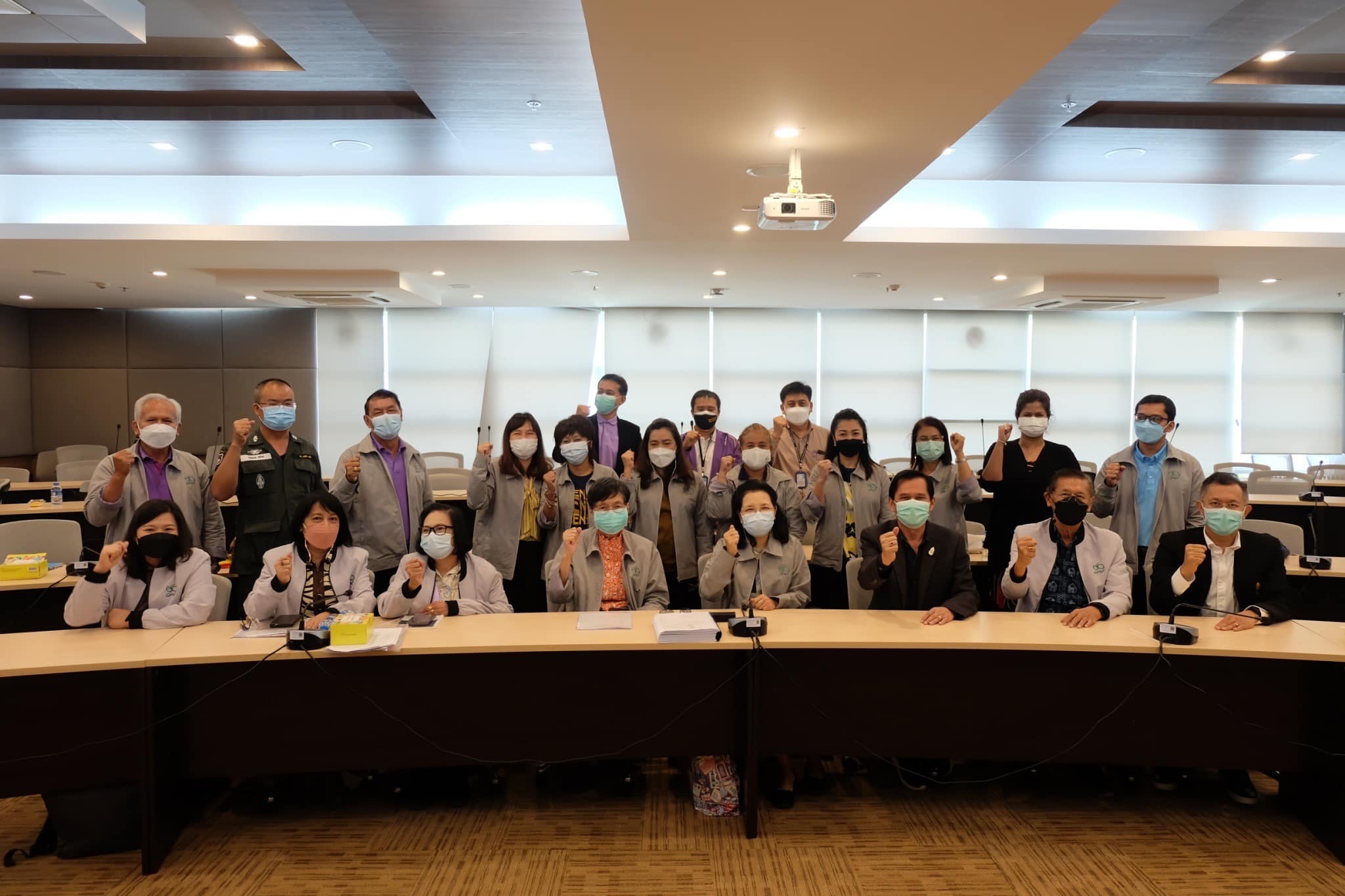 ประชุมร่วมรับฟังการสะท้อนผลการดำเนินงาน และกระบวนการพัฒนาสมรรถนะครูและโรงเรียน ตชด.