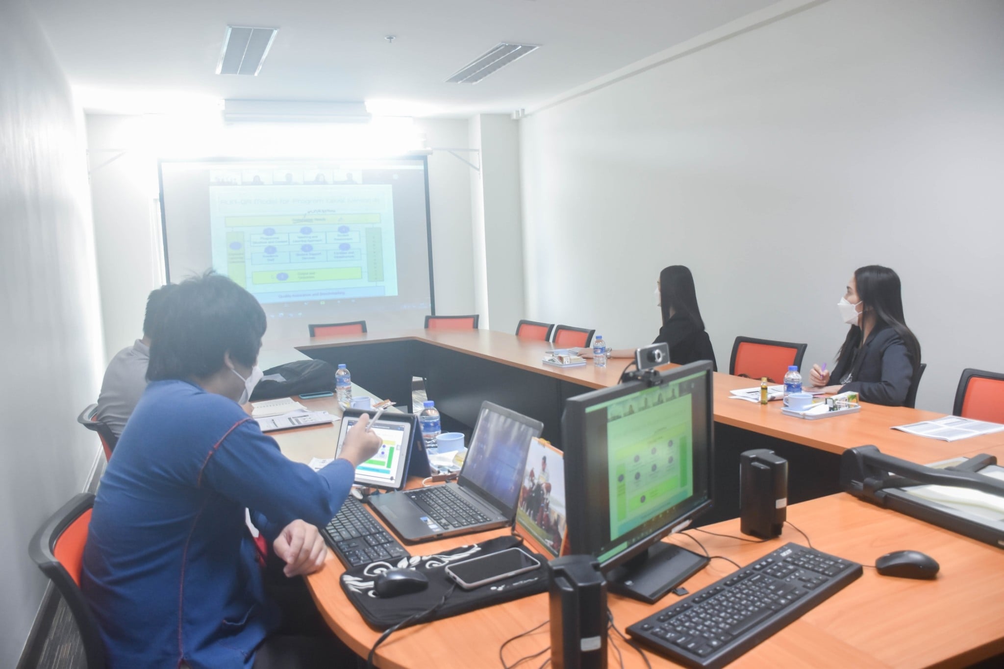 โครงการอบรมเชิงปฏิบัติการ เรื่อง “AUN-QA Implementation and Gap Analysis Version 4.0” จัดโดย ฝ่ายประกันคุณภาพการศึกษา มหาวิทยาลัยทักษิณ