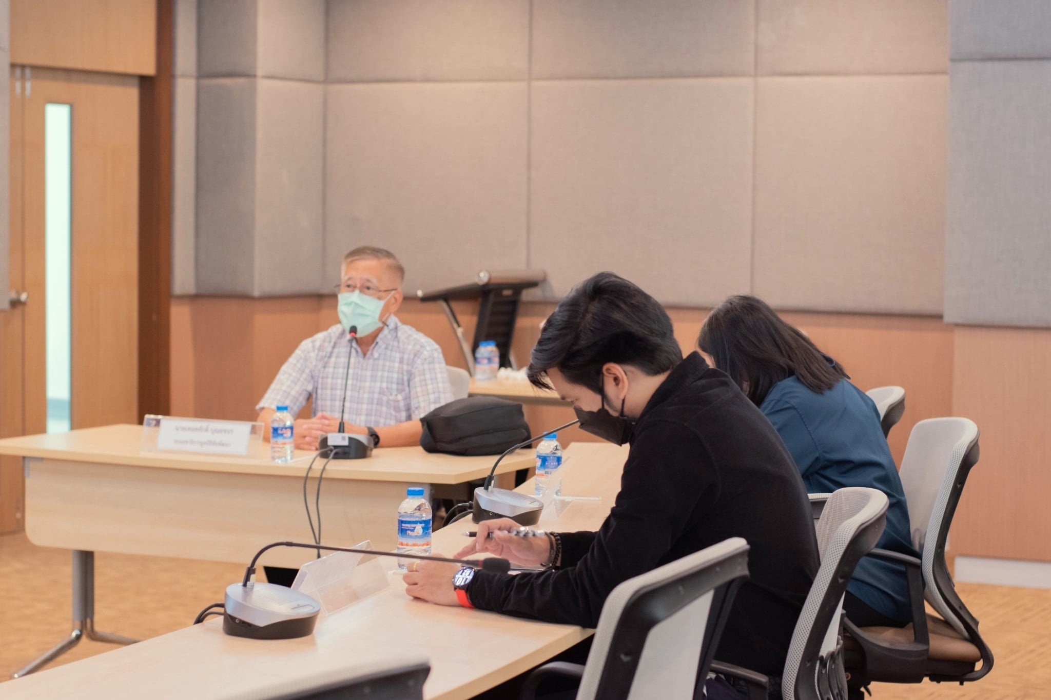 การประชุมเยี่ยมเยียนติดตามความก้าวหน้าของนิสิตทุนมูลนิธิชัยพัฒน