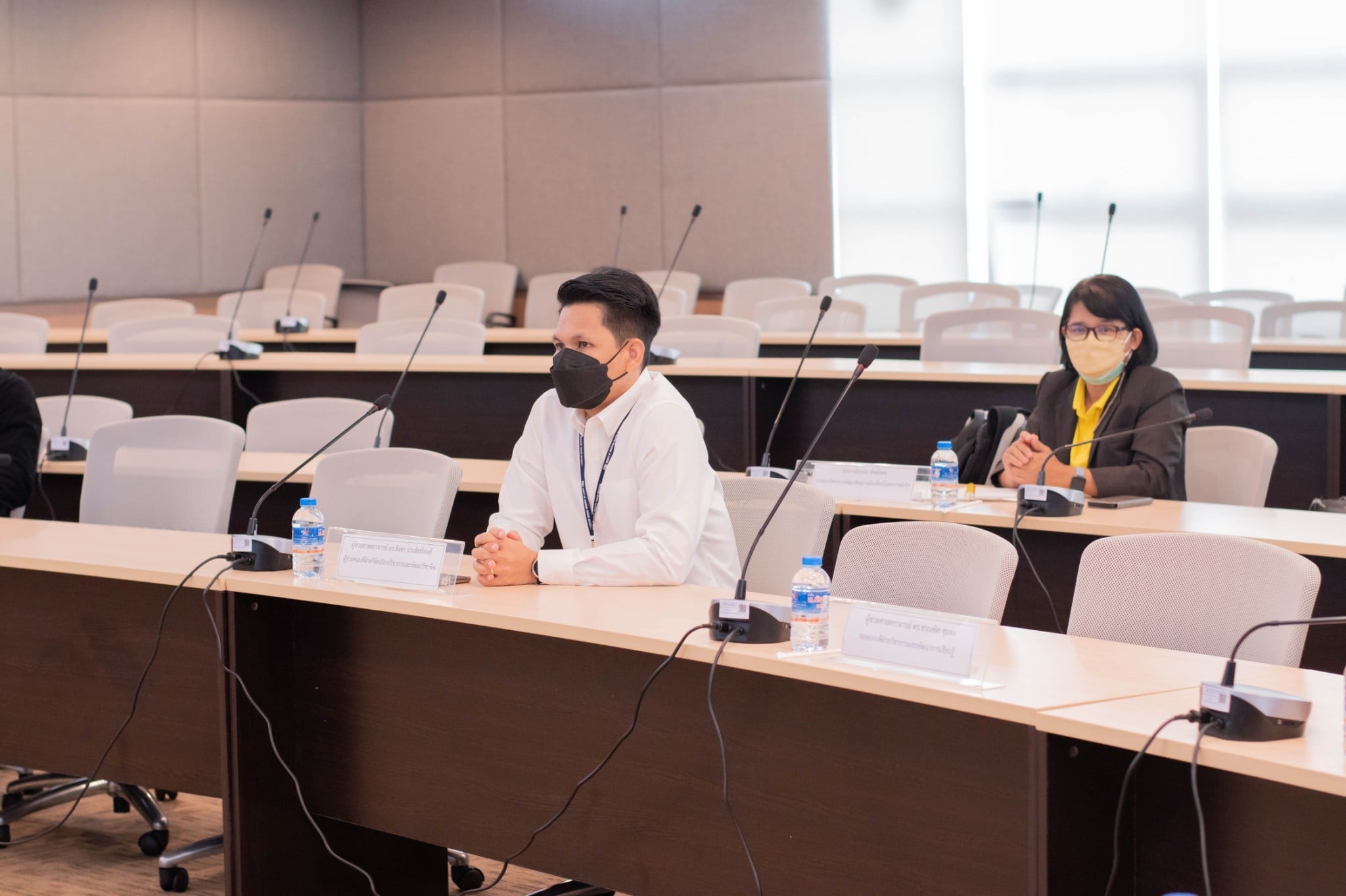 การประชุมเยี่ยมเยียนติดตามความก้าวหน้าของนิสิตทุนมูลนิธิชัยพัฒน