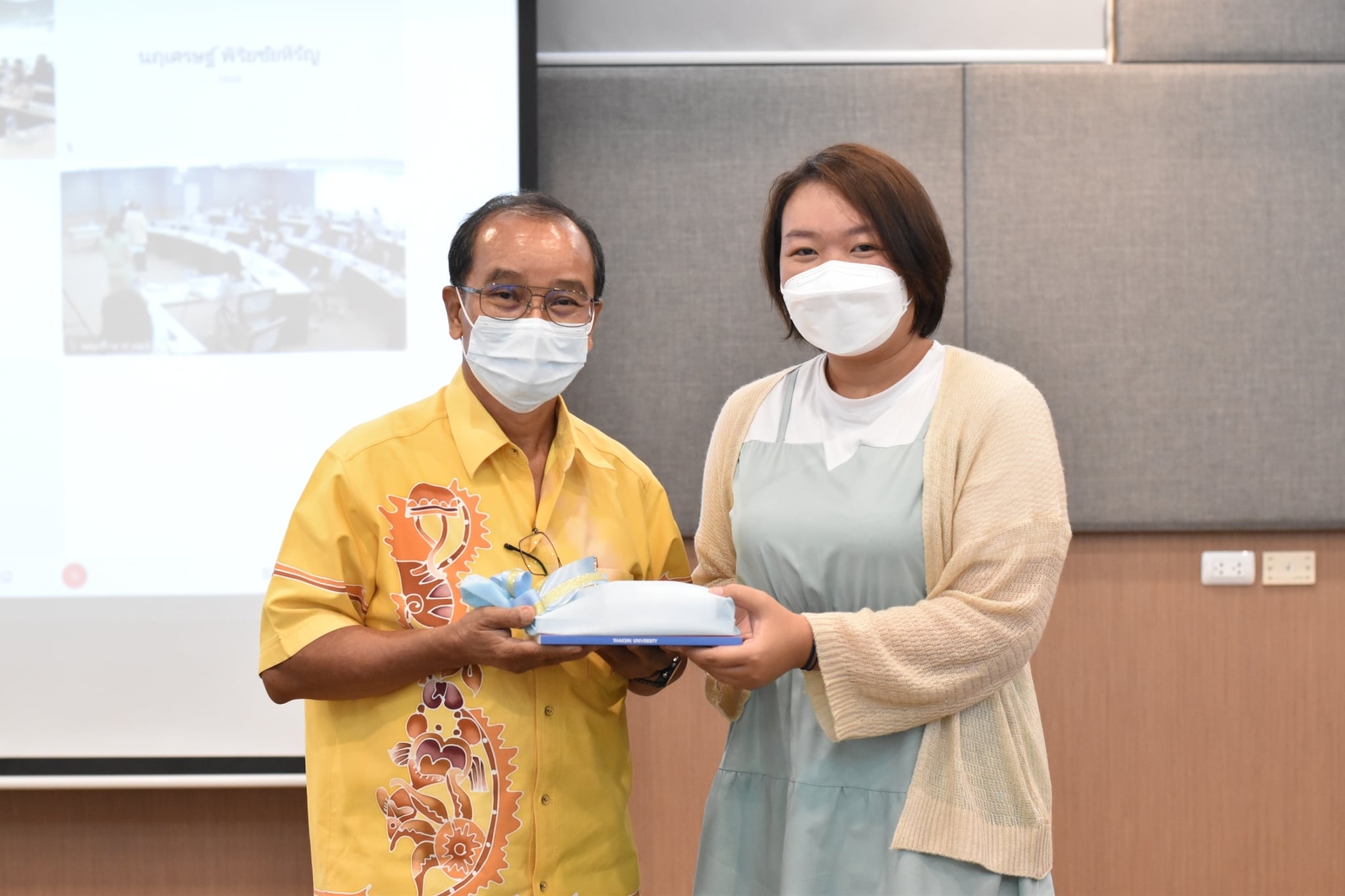 คณะศึกษาศาสตร์ให้การต้อนรับ โรงเรียนนานาชาติอังกฤษแห่งภาคเหนือ และโรงเรียนนานาชาติเซนต์เฮเลียร์-เบรลาร์ด