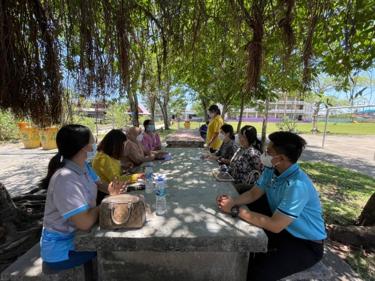 โครงการ การบริหารจัดการหลักสูตรฐานสมรรถนะอาชีพ สู่สถานประกอบการศูนย์การเรียนรู้เศรษฐกิจพอเพียงโรงเรียนพื้นที่เกาะ จังหวัดสตูล