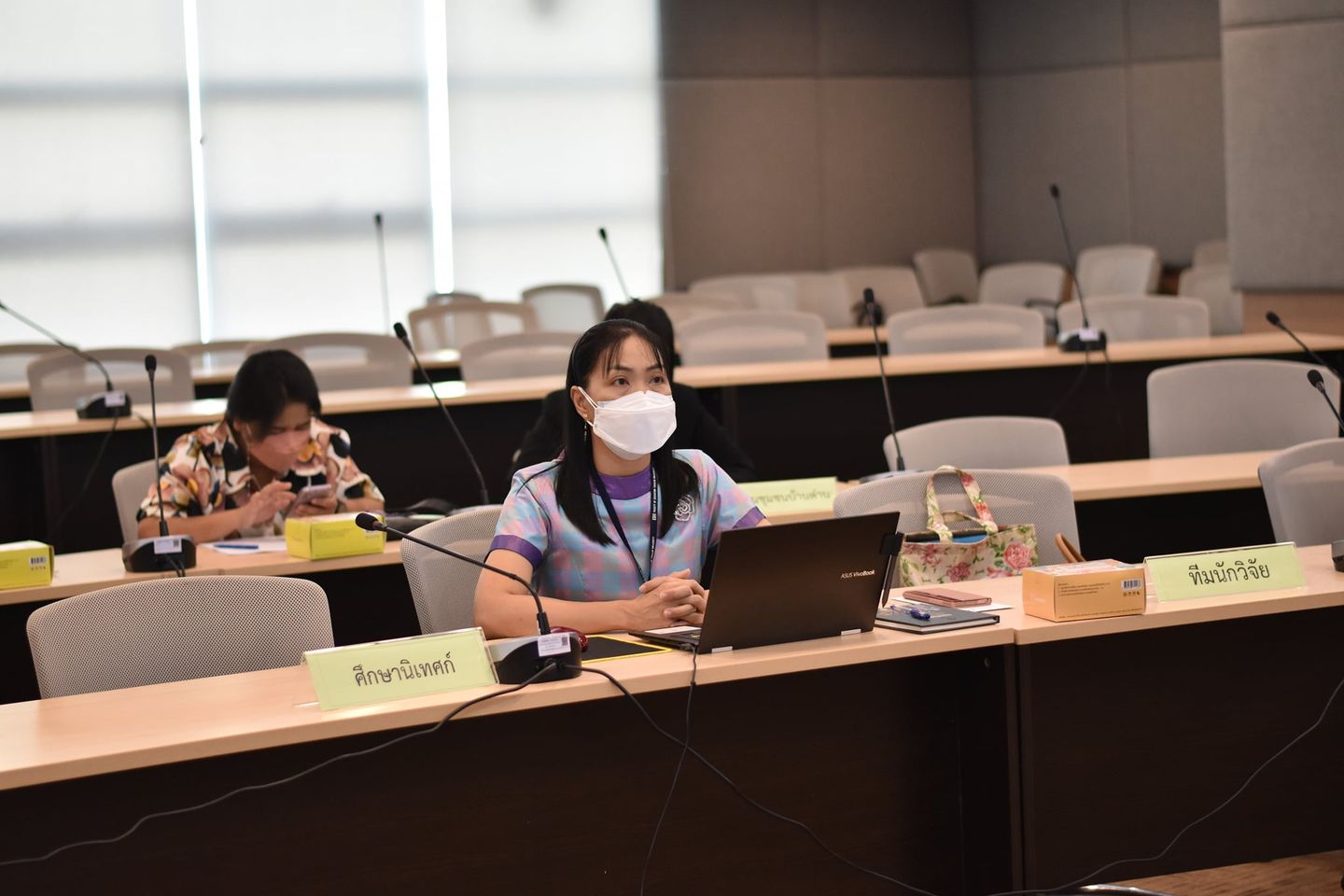 การประชุมถอดบทเรียนโครงการวิจัยรูปแบบและกลไกการนำองค์ความรู้จากแนวปฏิบัติที่ดีของกิจกรรมพัฒนาวิชาชีพไปใช้ในการพัฒนาคุณภาพการจัดการศึกษาในรูปแบบการพัฒนาทั้งระบบของสถานศึกษา ในบริบทจังหวัดสงขลา