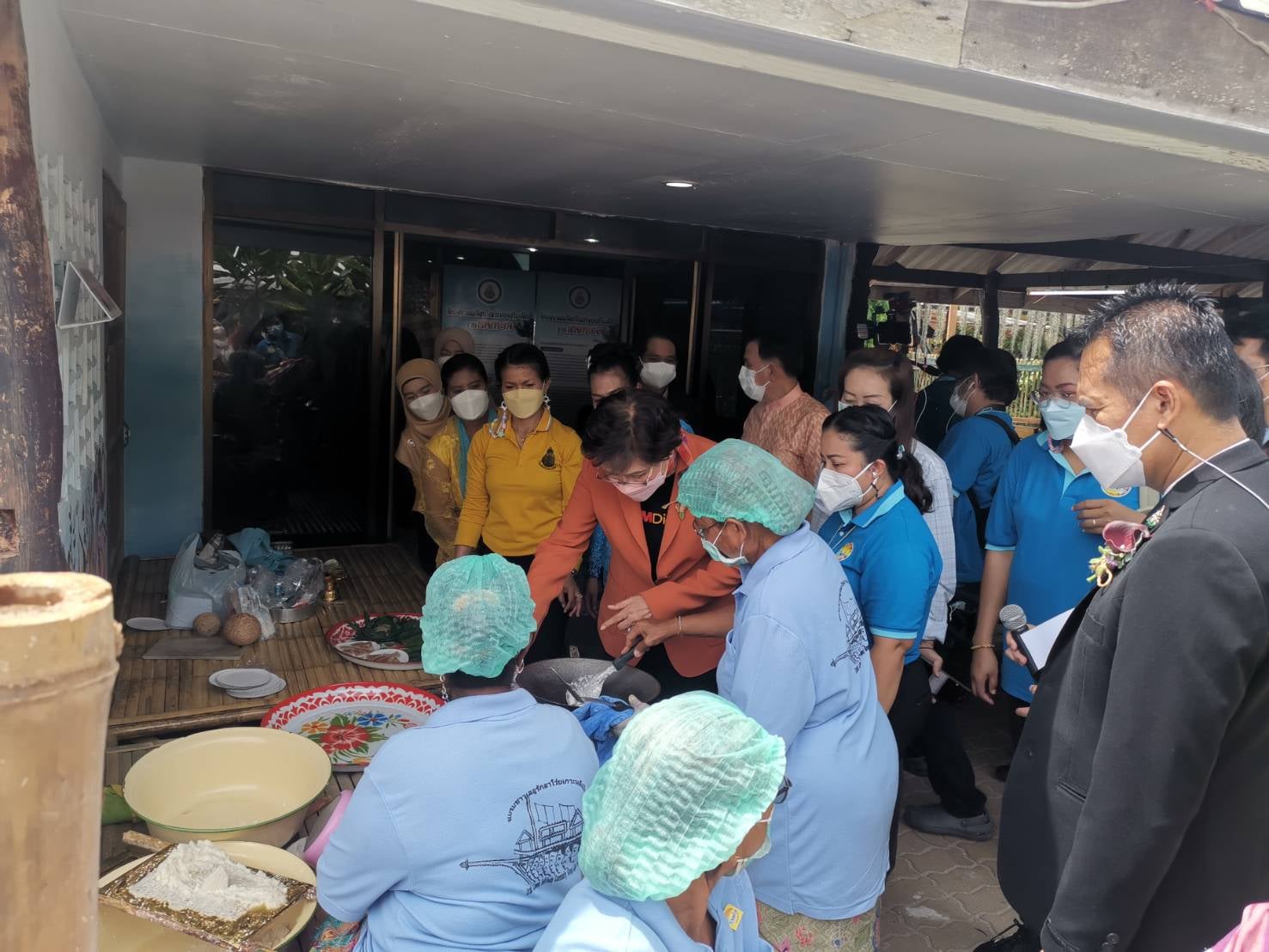 โครงการการบริหารจัดการหลักสูตรฐานสมรรถนะอาชีพสู่สถานประกอบการศูนย์การเรียนรู้เศรษฐกิจพอเพียงโรงเรียนพื้นที่เกาะ จังหวัดสตูล