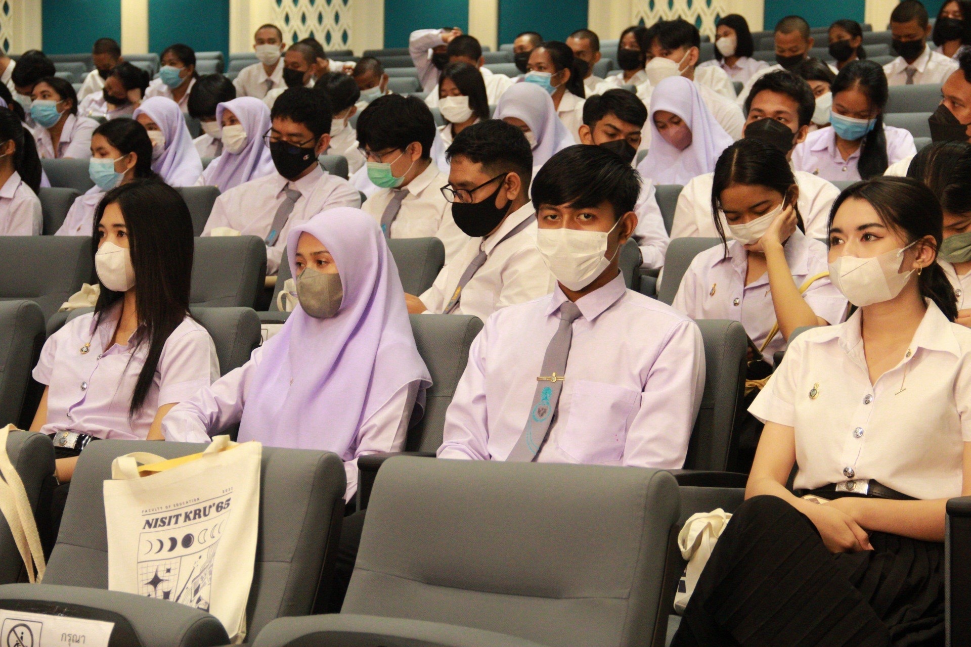 โครงการปฐมนิเทศและประชุมผู้ปกครองนิสิตใหม่ระดับปริญญาตรี ชั้นปีที่ 1 คณะศึกษาศาสตร์ ประจำปีการศึกษา 2565