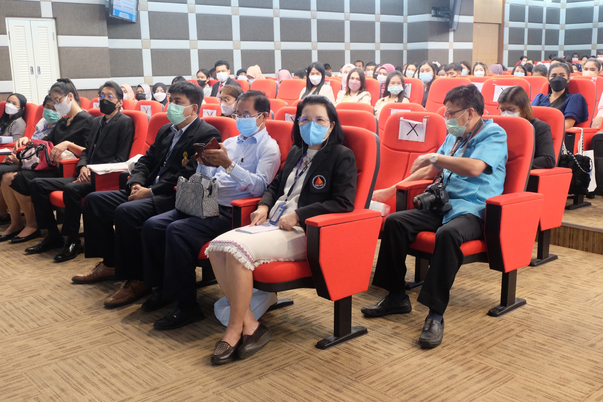 โครงการปฐมนิเทศนิสิตใหม่ระดับบัณฑิตศึกษา คณะศึกษาศาสตร์ มหาวิทยาลัยทักษิณ ประจำปีการศึกษา 2565