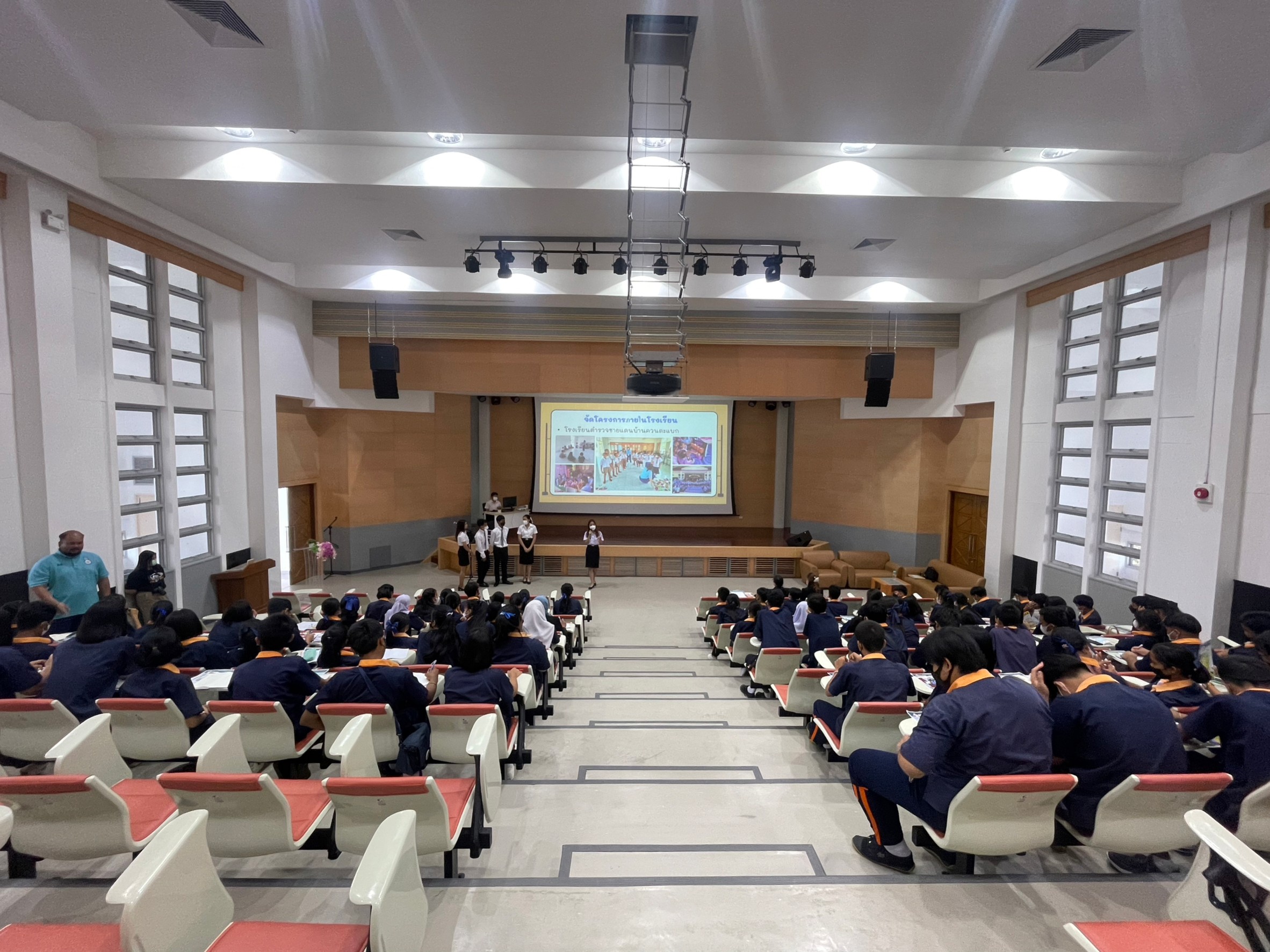 คณะศึกษาศาสตร์ เข้าร่วมต้อนรับและแนะนำหลักสูตรให้กับน้อง ๆ จากโรงเรียนเทศบาล 2 (คลองจิหลาด)