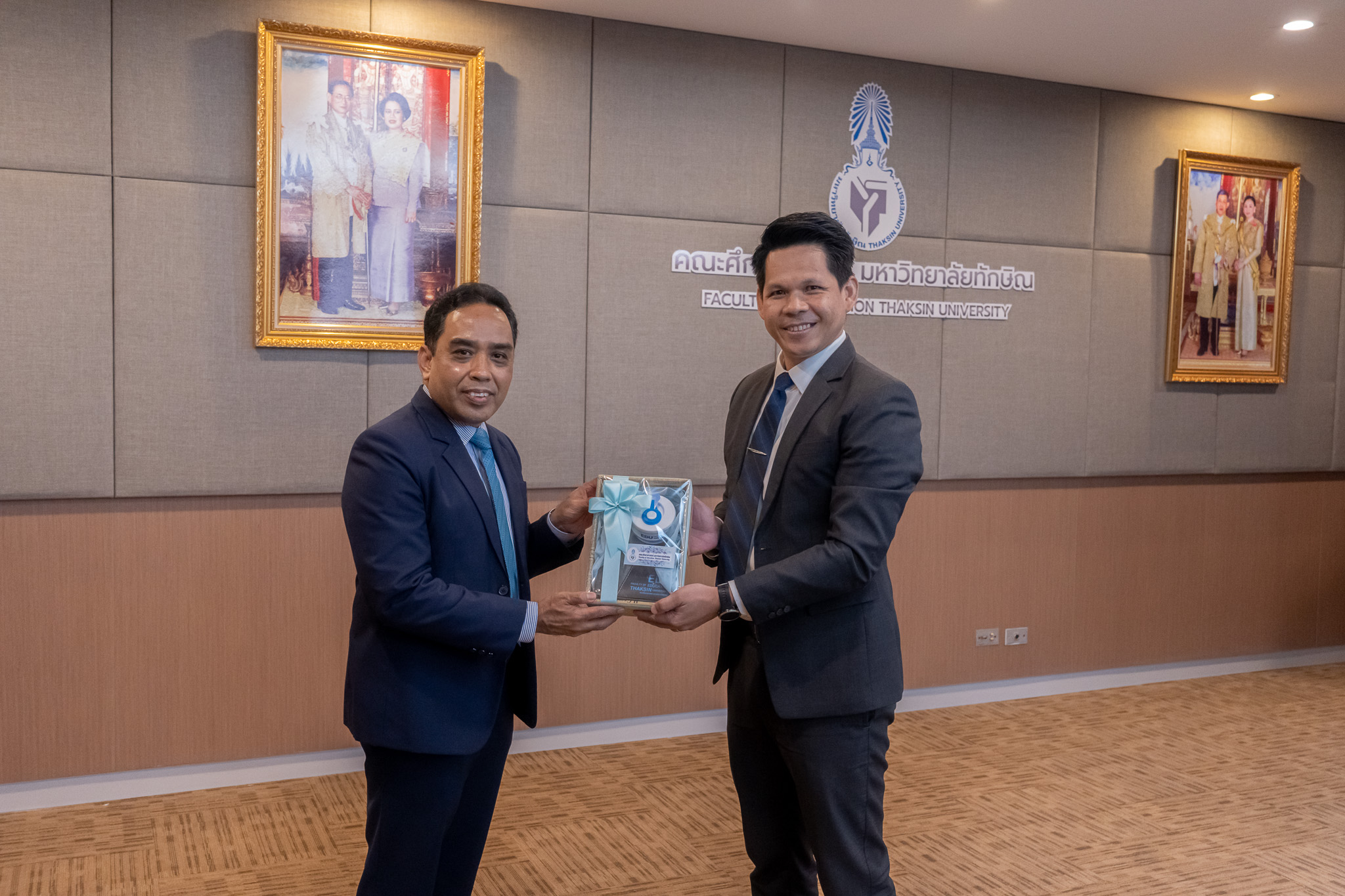 คณะศึกษาศาสตร์ มหาวิทยาลัยทักษิณ ต้อนรับมหาวิทยาลัยวลัยลักษณ์ ในการแลกเปลี่ยนศึกษาดูงานและสร้างความร่วมมือในการพัฒนาวิชาชีพครู