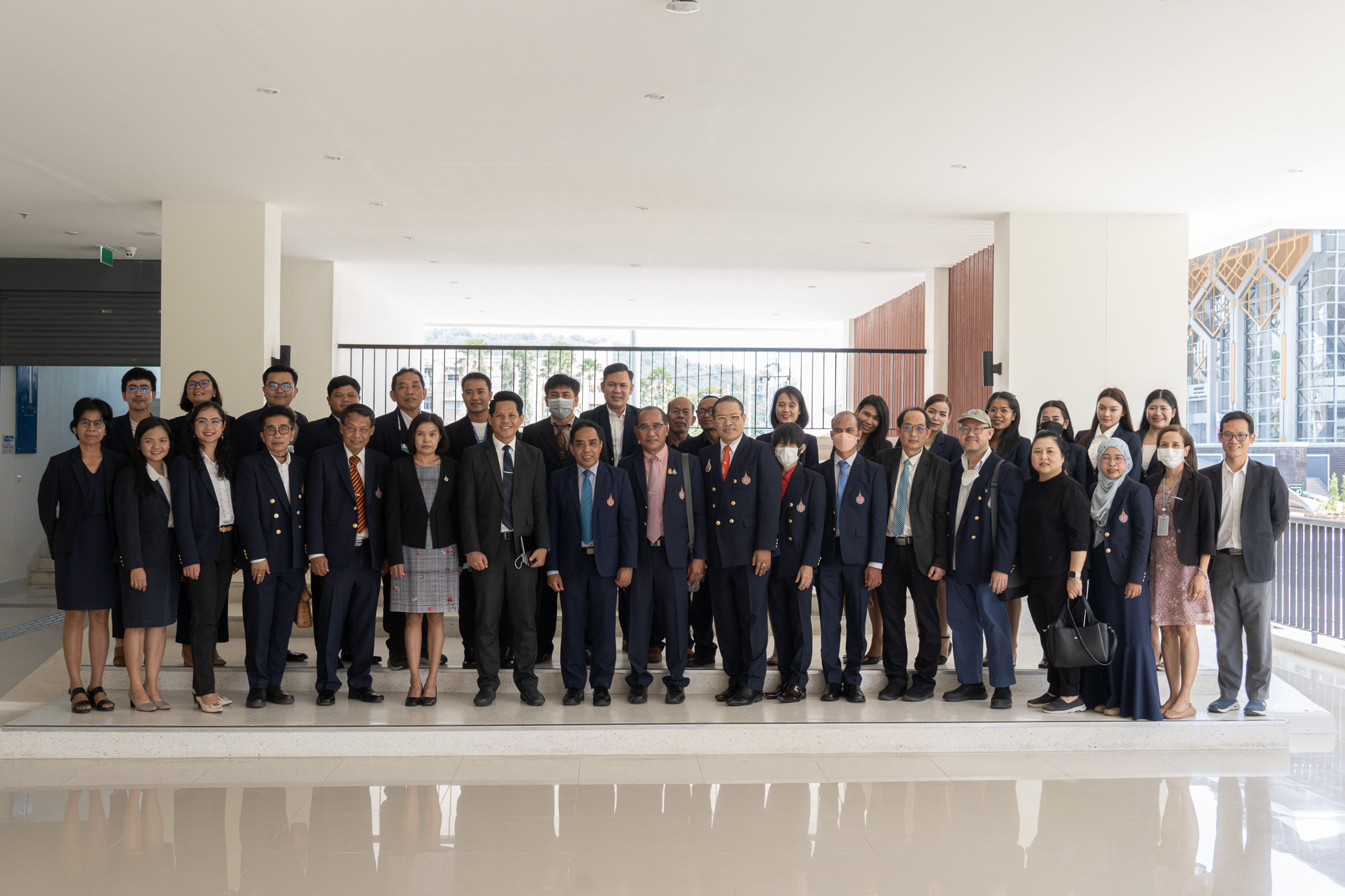 คณะศึกษาศาสตร์ มหาวิทยาลัยทักษิณ ต้อนรับมหาวิทยาลัยวลัยลักษณ์ ในการแลกเปลี่ยนศึกษาดูงานและสร้างความร่วมมือในการพัฒนาวิชาชีพครู
