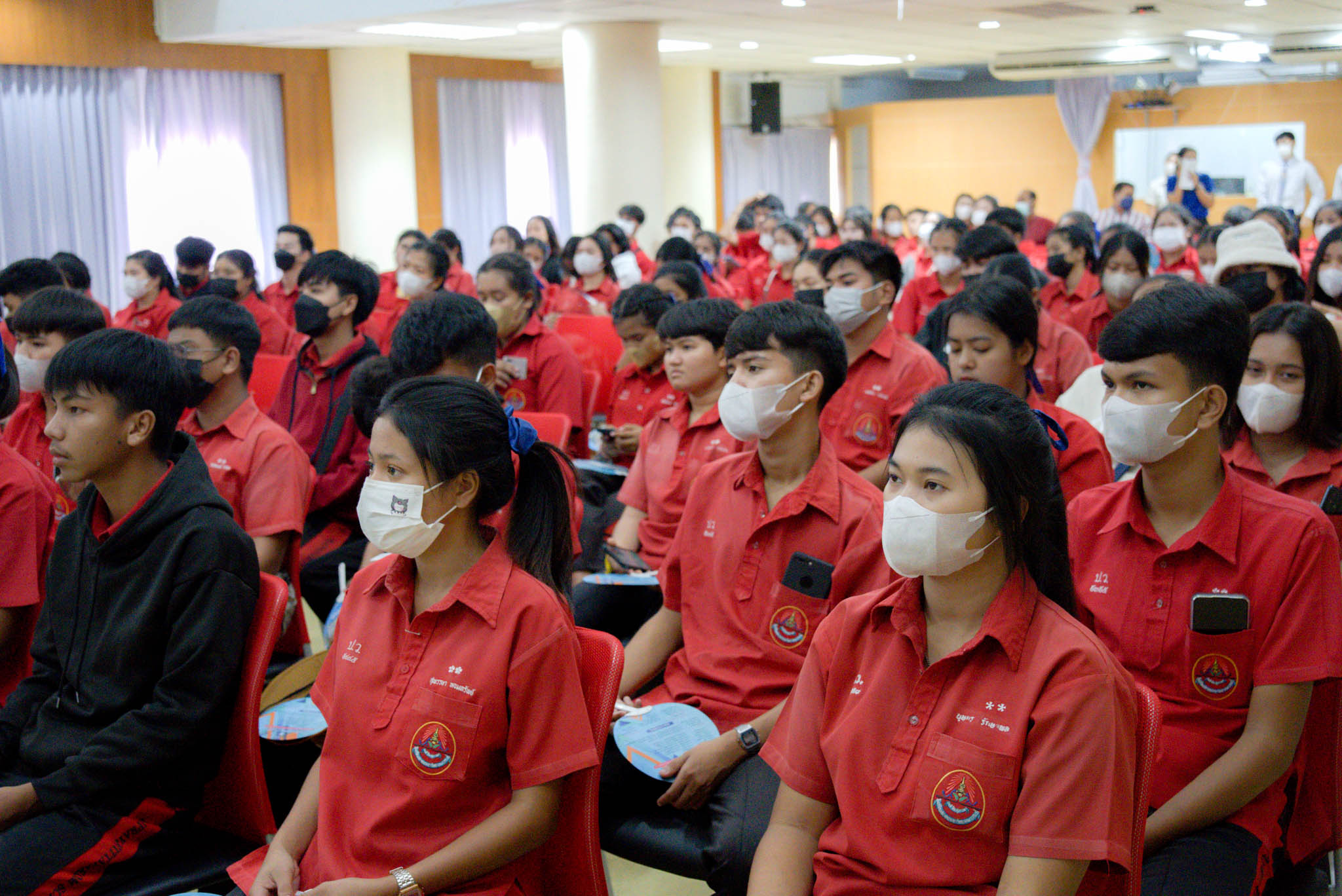 งานสื่อสารองค์กร เข้าร่วมต้อนรับ และประชาสัมพันธ์หลักสูตรให้กับโรงเรียนปลายพระยาวิทยาคม อ.ปลายพระยา จ.กระบี่