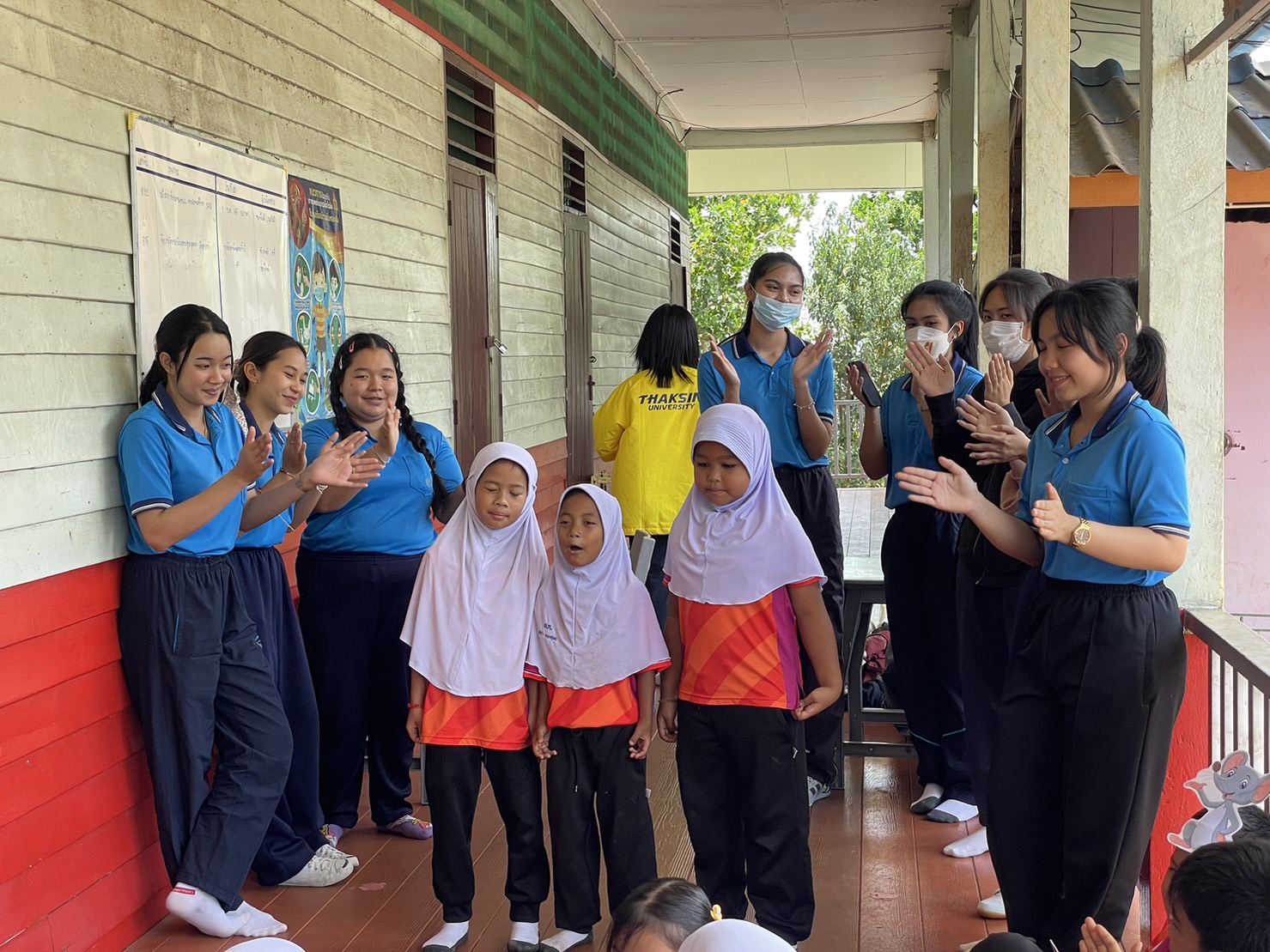 โครงการ สร้างสรรค์ละครนิทานสำหรับเด็กปฐมวัยของโรงเรียนในพระราชดำริฯ