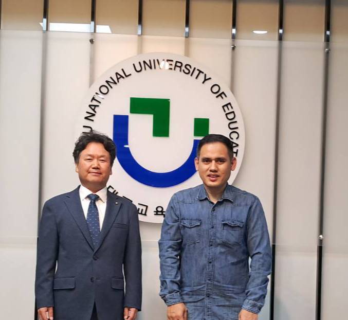 อธิการบดี Daegu National University of Education Korea เจรจาความร่วมมือทางวิชาการกับ ผู้ช่วยคณบดีฝ่ายบริการวิชาการ วิเทศสัมพันธ์ และสื่อสารองค์กร