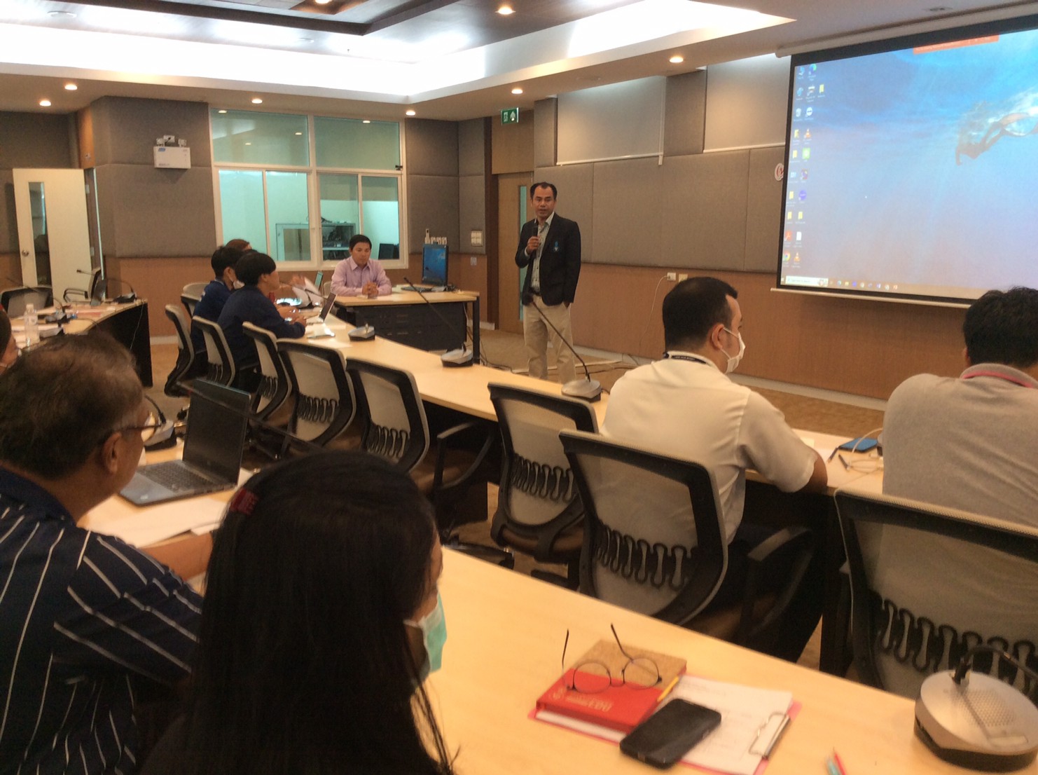 โครงการอบรมเชิงปฏิบัติการการวิจัยสถาบัน สำหรับบุคลากรสายสนับสนุนคณะศึกษาศาสตร์