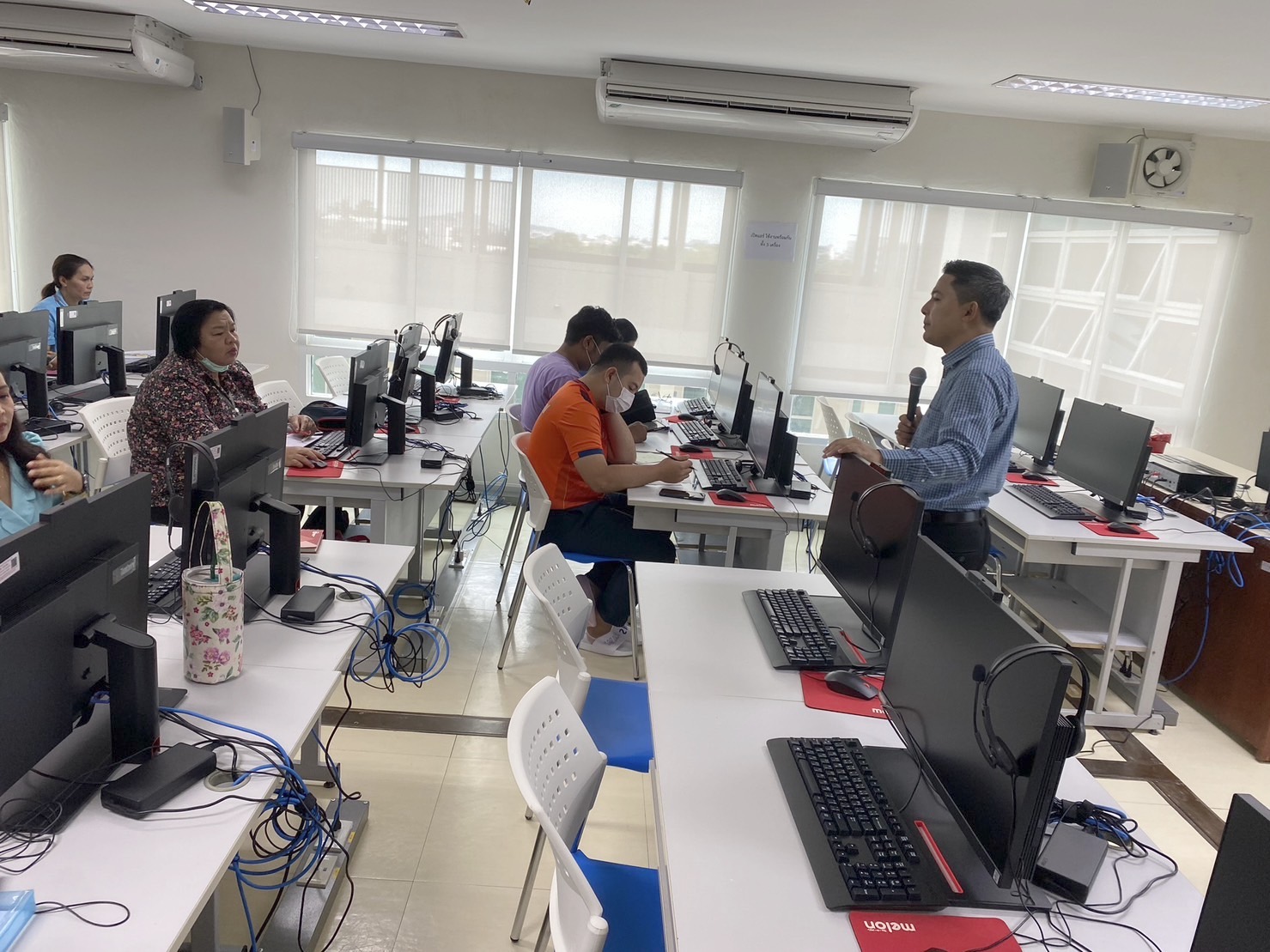 โครงการอบรมเชิงปฏิบัติการการวิจัยสถาบัน สำหรับบุคลากรสายสนับสนุนคณะศึกษาศาสตร์