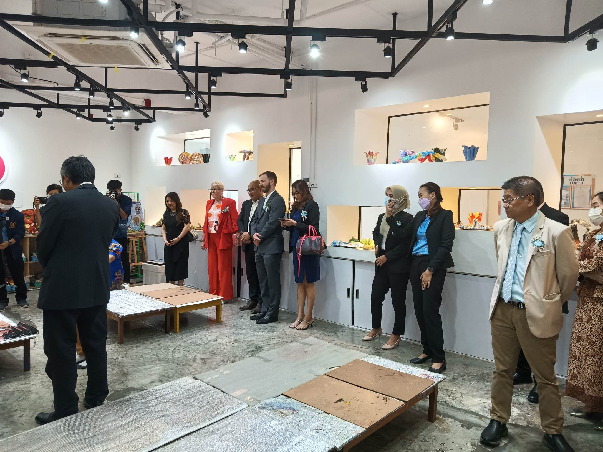 คณบดีคณะศึกษาศาสตร์ เข้าร่วมเป็นเกียรติต้อนรับ ท่านเอกอัคราชทูตสาธารณรัฐฟินแลนด์ ประจำประเทศไทย ณ โรงเรียนวรพัฒน์ หาดใหญ่