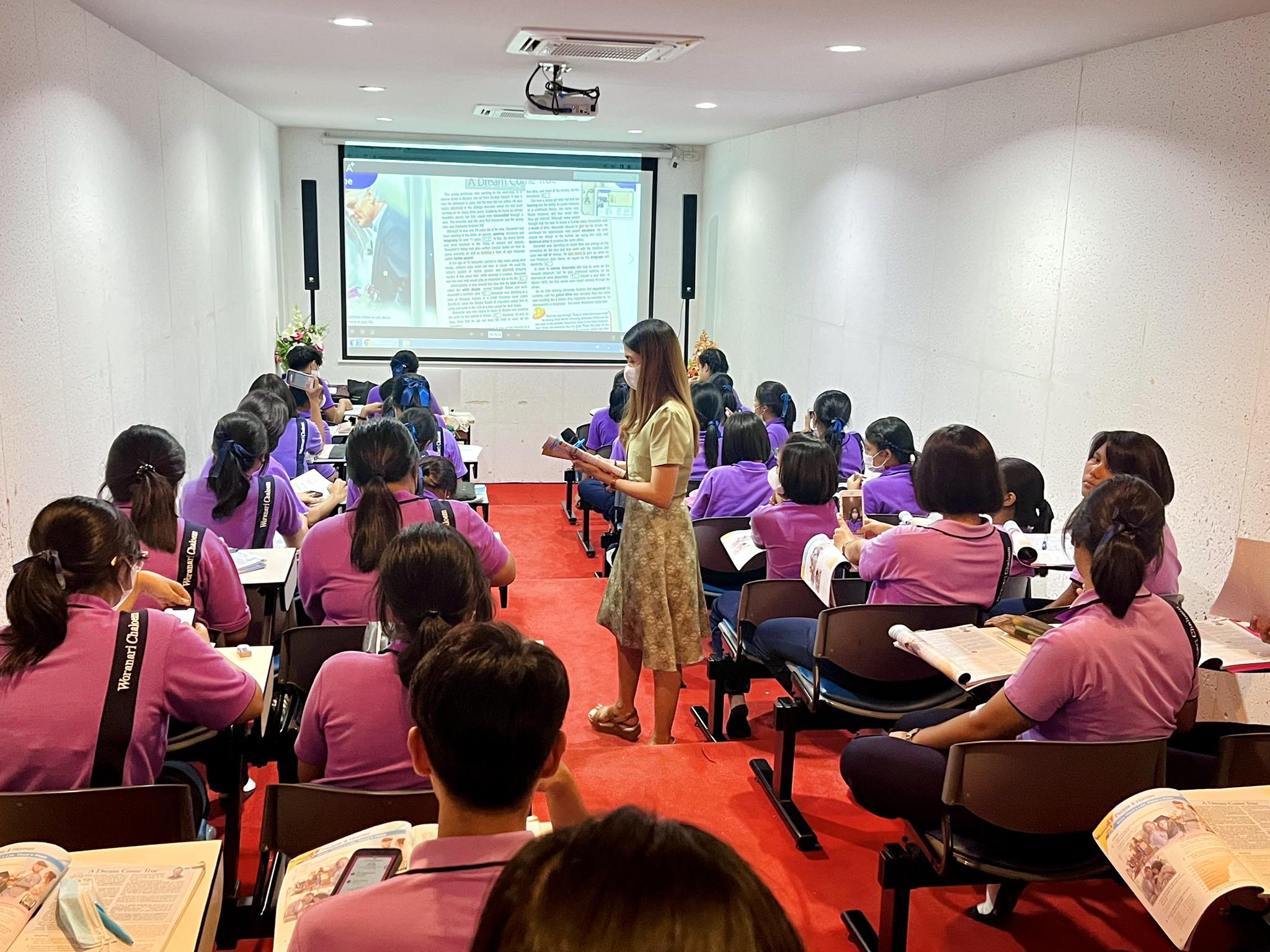 ขอแสดงความยินดีกับนิสิตหลักสูตร กศ.ม. สาขาวิชาการสอนวิทยาศาสตร์ คณิตศาสตร์ และคอมพิวเตอร์ และอาจารย์ที่ปรึกษาที่ได้รับรางวัลจำนวน 6 รางวัลในการประชุมวิชาการระดับชาติศึกษาศาสตร์วิจัย ครั้งที่ 10 และนานาชาติ ครั้งที่ 6 The National and International Conference on Education 2023 (NICE)