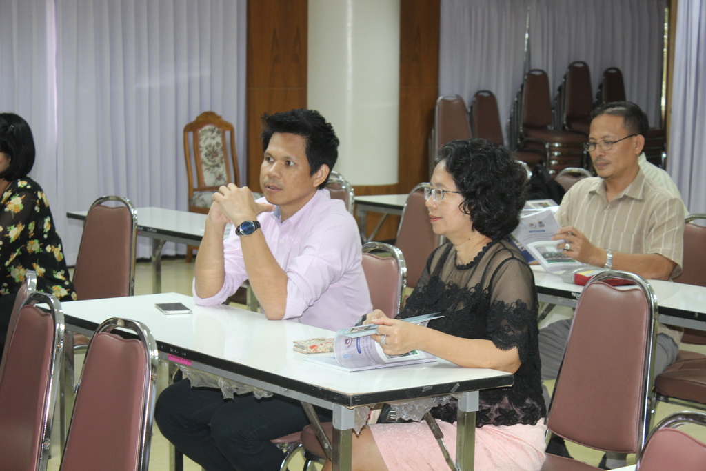 ประชุมคณะทำงานโครงการพัฒนาศักยภาพโรงเรียนในพระราชดำริและโรงเรียนขาดแคลนในเขตพื้นที่การศึกษา ๔ จังหวัดภาคใต้