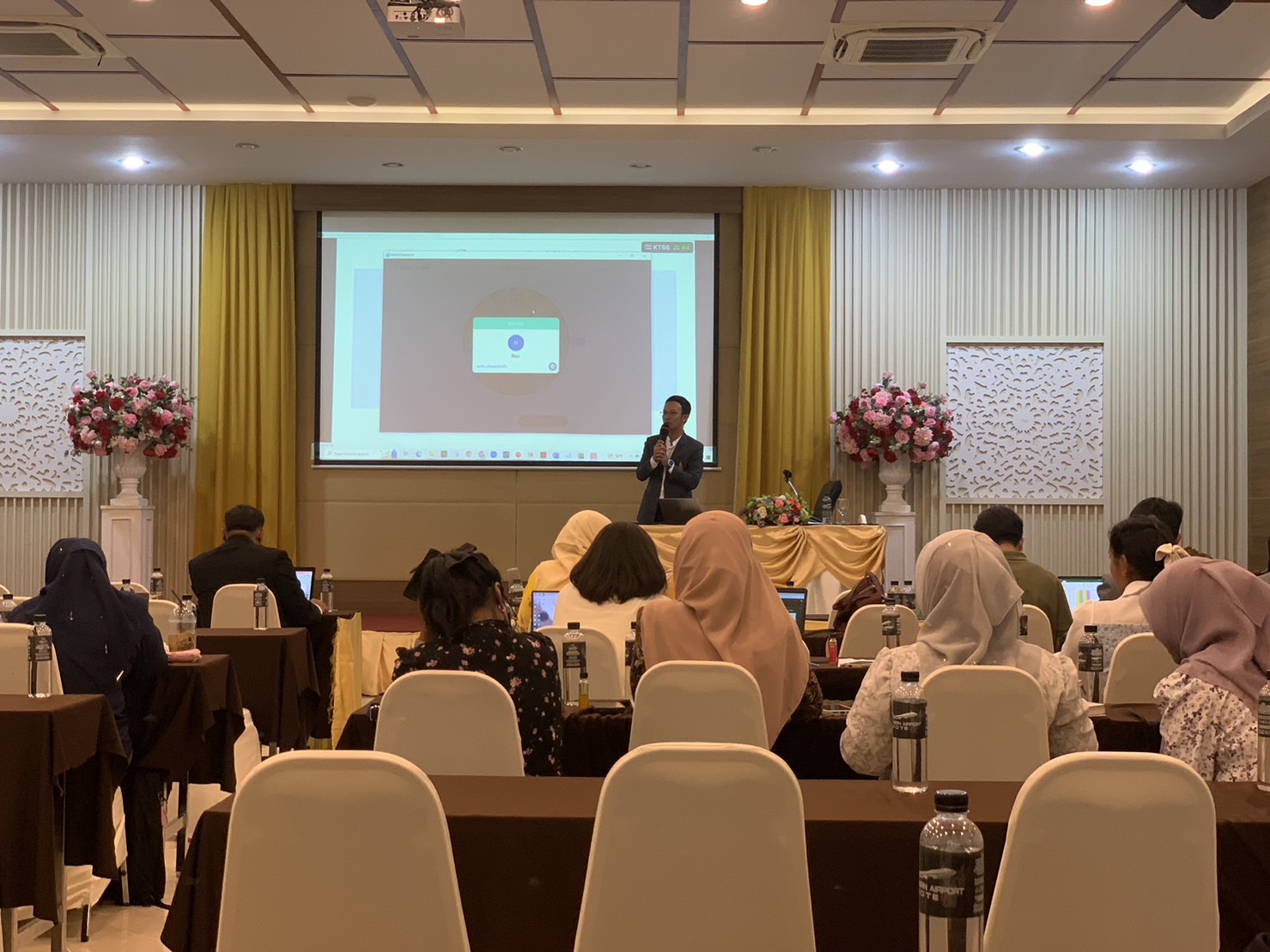 โครงการสัมมนาครูเพื่อพัฒนาท้องถิ่นระยะเข้าสู่วิชาชีพ รุ่นที่ 6 บรรจุ พ.ศ. 2564 ครั้งที่ 2 เครือข่ายสถาบันผลิตครูภาคใต้ตอนล่าง