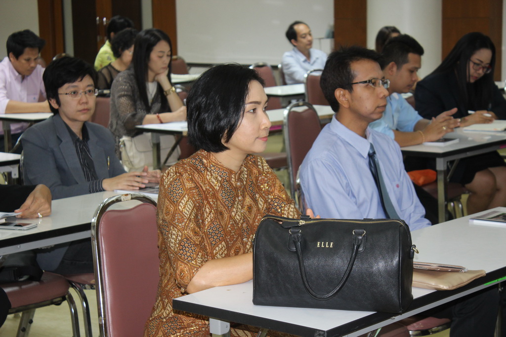 ประชุมคณะทำงานโครงการพัฒนาศักยภาพโรงเรียนในพระราชดำริและโรงเรียนขาดแคลนในเขตพื้นที่การศึกษา ๔ จังหวัดภาคใต้