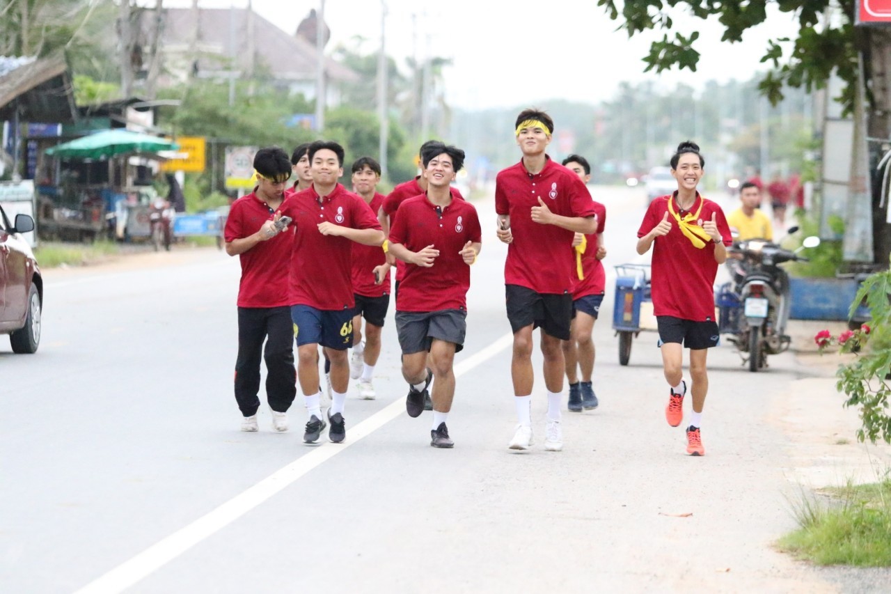 โครงการวิ่งฟาร์คเลท ระยะทางจาก วัดควนลัง ถึง น้ำตกโตนงาช้าง
