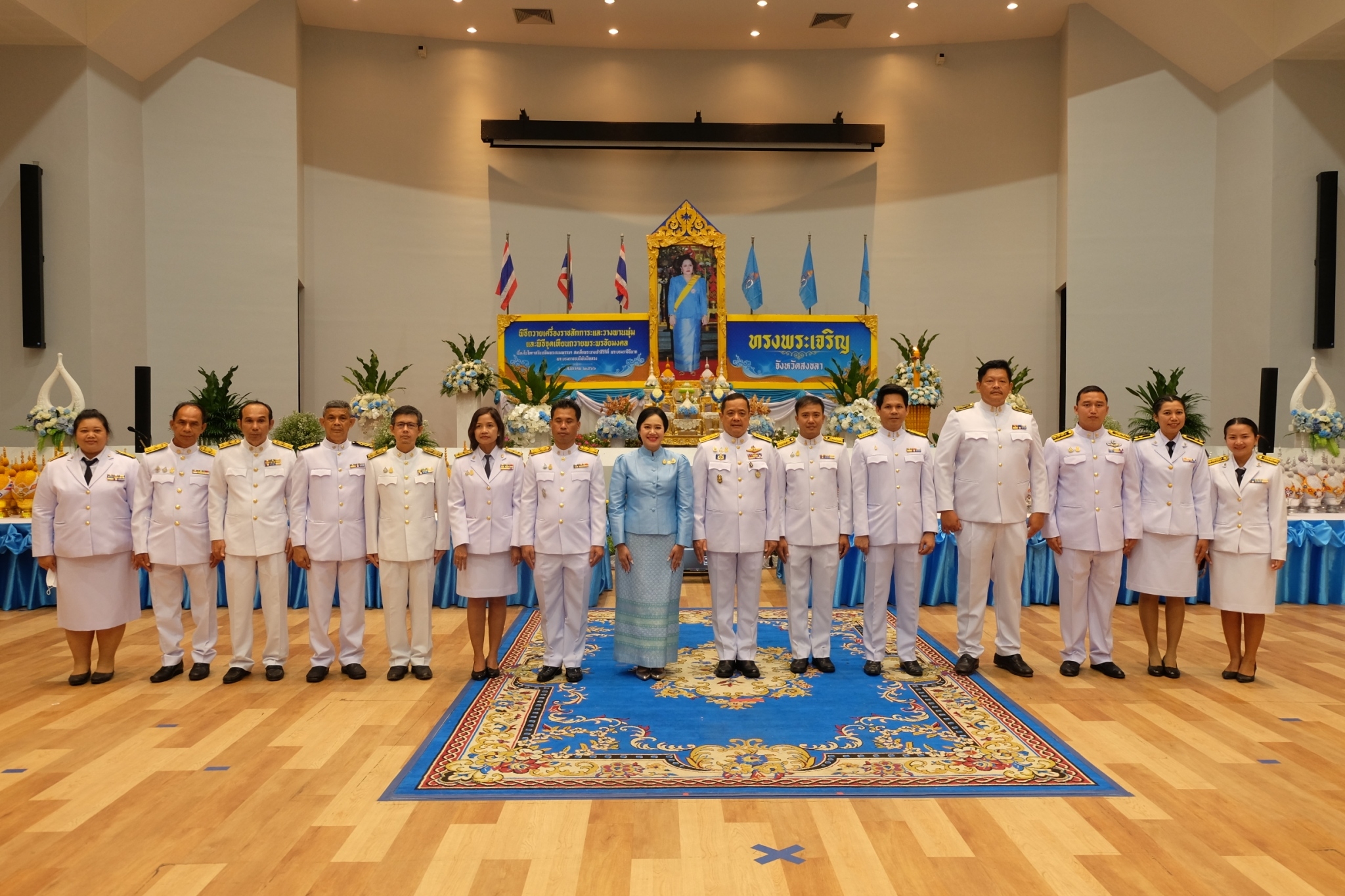 คณะศึกษาศาสตร์ เข้าร่วมจุดเทียนถวายพระพรชัยมงคล เนื่องในโอกาสวันเฉลิมพระชนมพรรษา สมเด็จพระนางเจ้าสิริกิติ์ พระบรมราชินีนาถ พระบรมราชชนนีพันปีหลวง