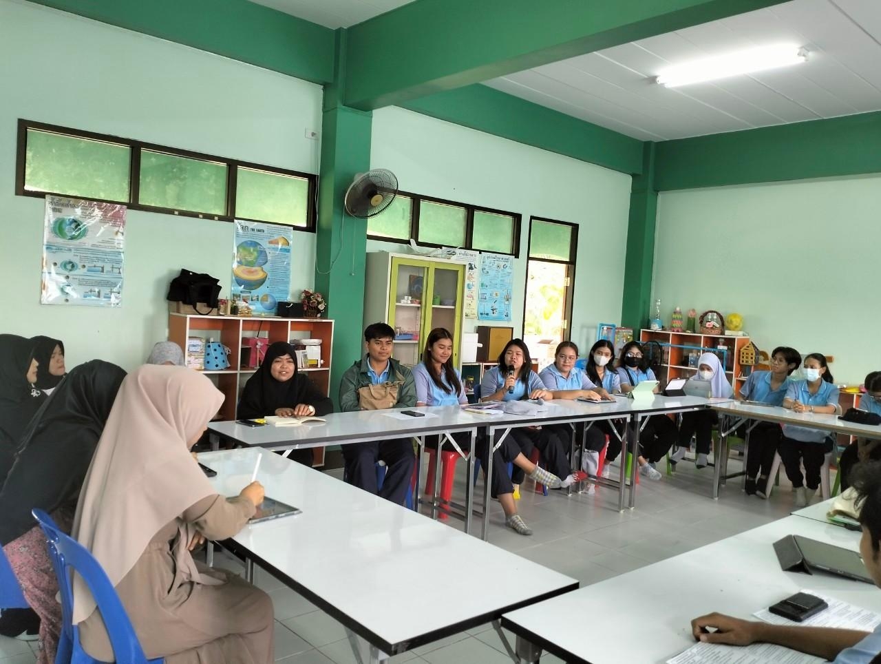 โครงการการพัฒนาสมรรถนะการสอนคณิตศาสตร์โดยใช้โรงเรียนเป็นฐาน สำหรับนิสิต กศ.บ.สาขาคณิตศาสตร์ ครั้งที่ 2