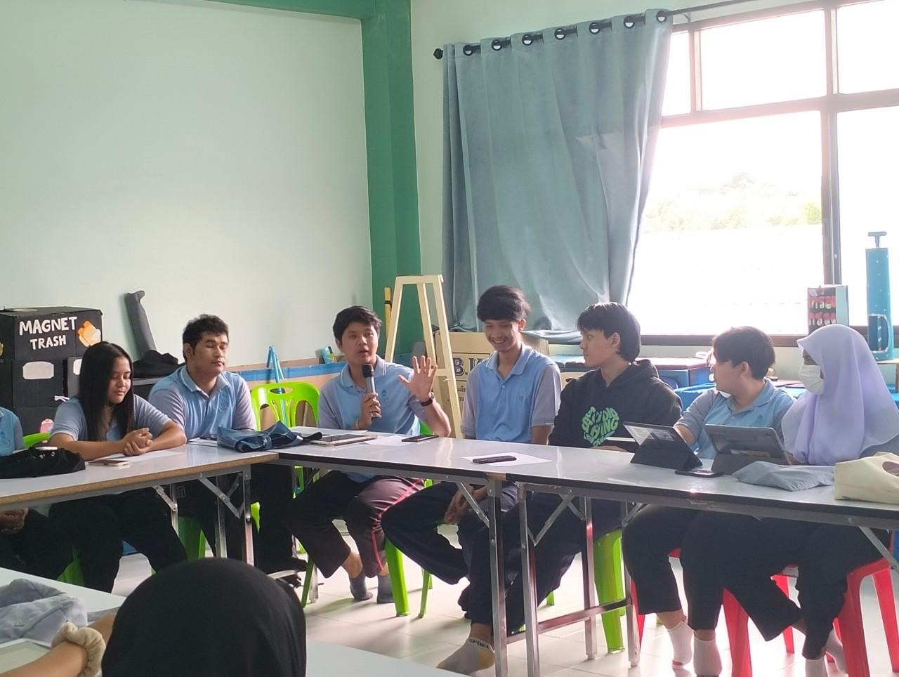 โครงการการพัฒนาสมรรถนะการสอนคณิตศาสตร์โดยใช้โรงเรียนเป็นฐาน สำหรับนิสิต กศ.บ.สาขาคณิตศาสตร์ ครั้งที่ 2