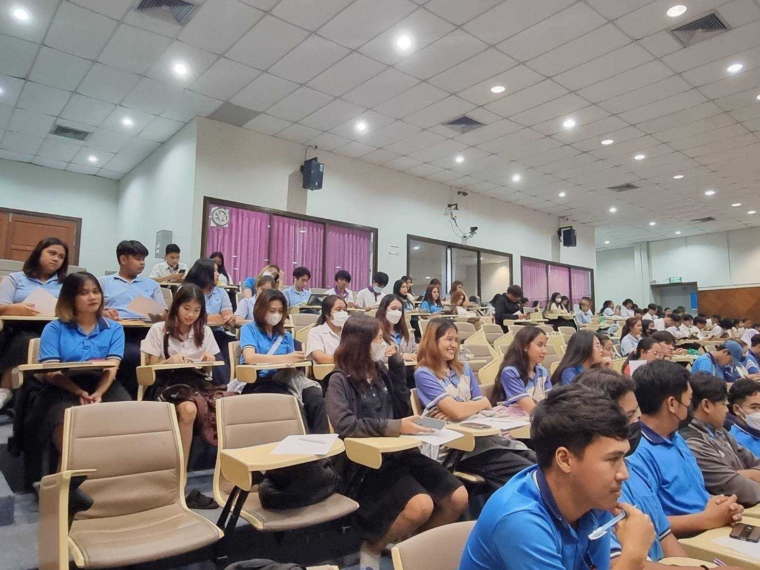 โครงการ "Life Learning เมื่อชีวิตไม่หยุดนิ่งที่จะเรียนรู้"