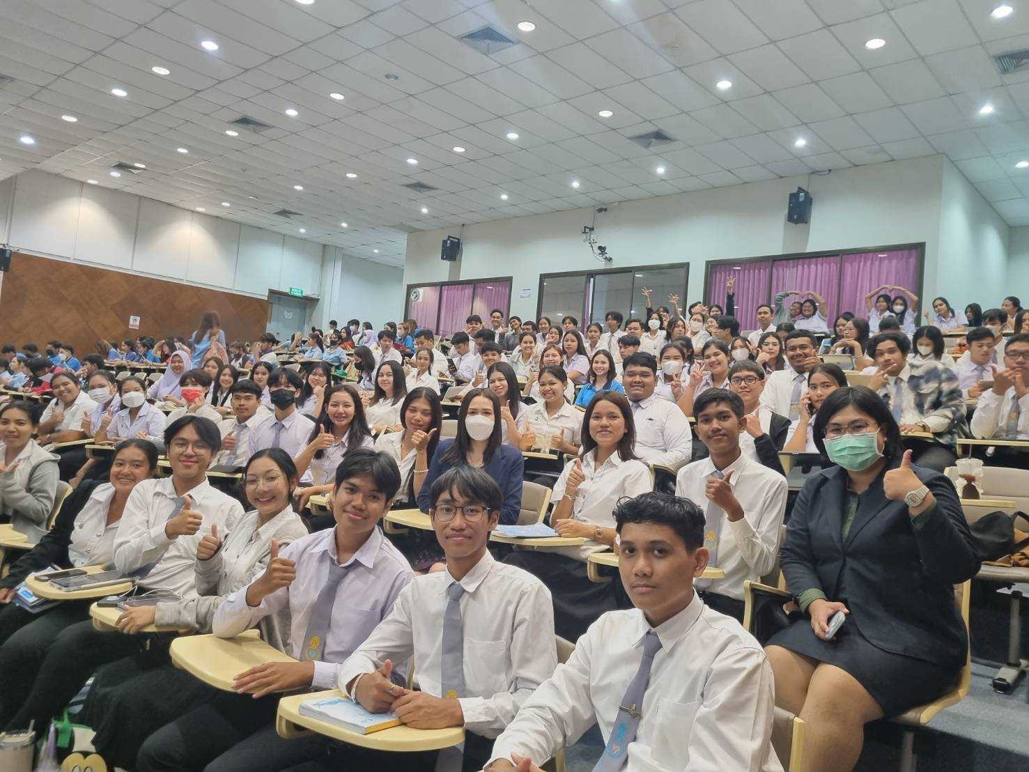 โครงการ "Life Learning เมื่อชีวิตไม่หยุดนิ่งที่จะเรียนรู้"