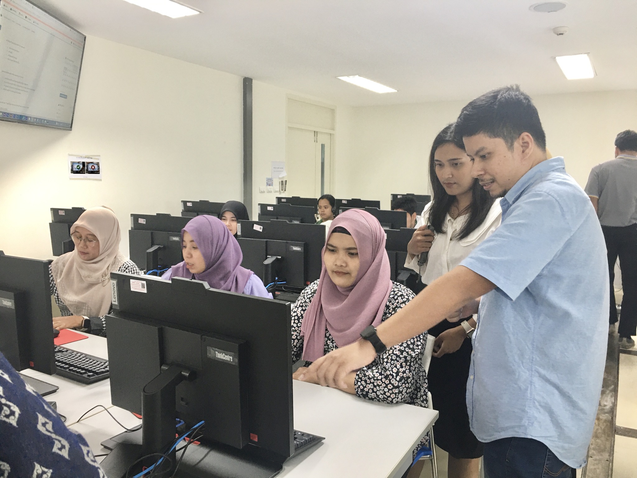 การเรียนการสอนหลักสูตรประกาศนียบัตร นวัตกรรมและการประยุกต์เทคโนโลยีดิจิทัล