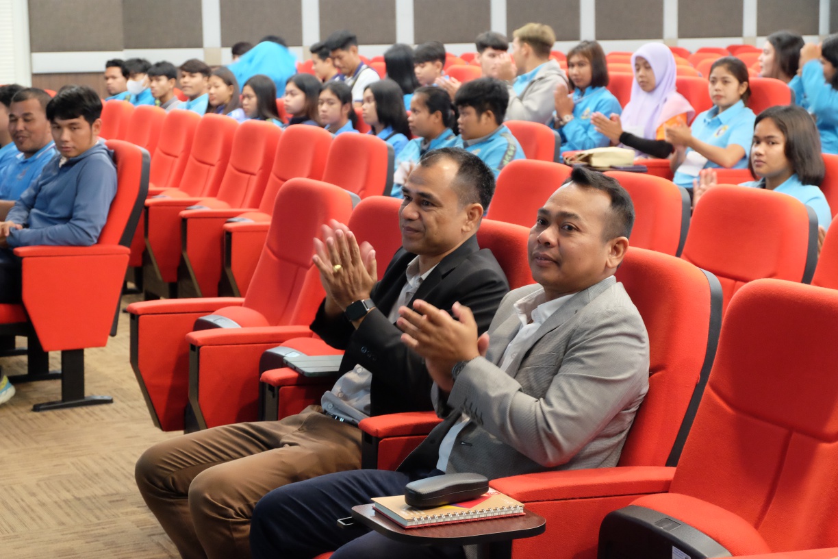 กิจกรรมศึกษาดูงานและแลกเปลี่ยนเรียนรู้ ในการปฏิบัติงานการบริหารองค์การนักศึกษา