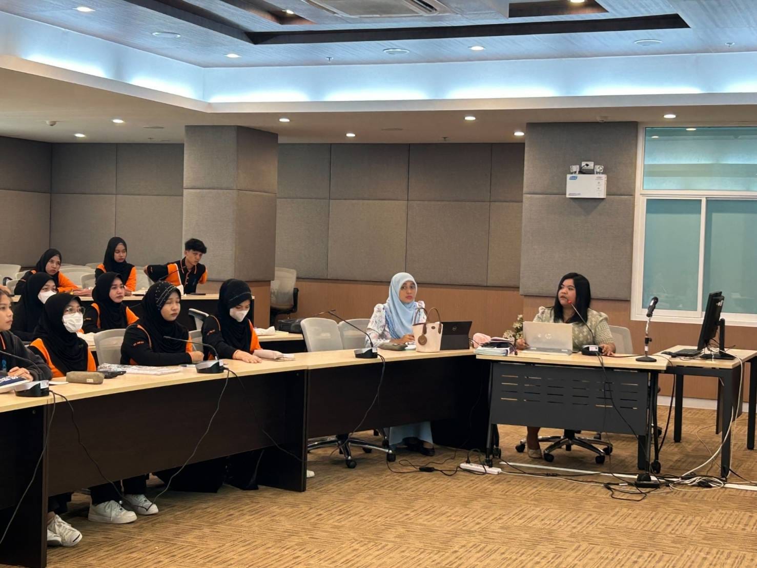 โครงการสถิติในงานที่เกี่ยวข้องกับการศึกษา จากมุมมองของผู้ปฏิบัติจริง