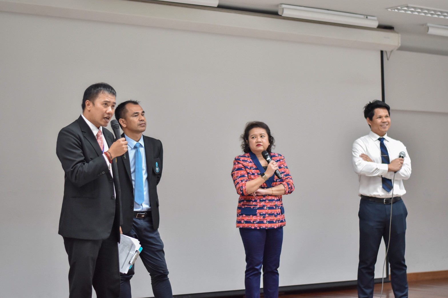 โครงการเสริมสร้างศักยภาพความเป็นนิสิตครู