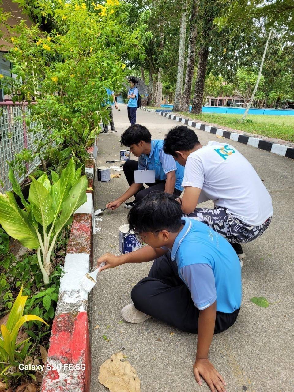 โครงการส่งต่อความรู้สู่น้อง