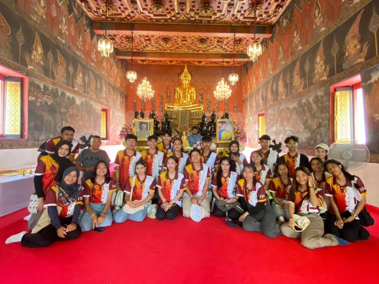 โครงการทัศนางานศิลป์ สู่กระบวนการเรียนรู้ทางศิลปะ สำหรับนิสิตชั้นปีที่ ๓