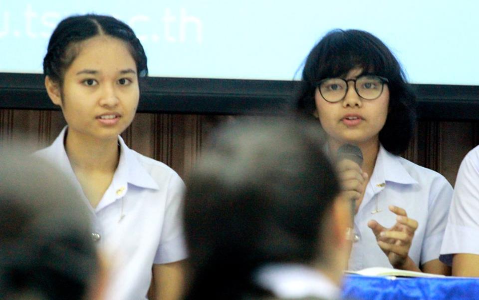โครงการ “พี่อาสาพาน้องอ่านเขียน” ตอน “พลังการอ่านคือหัวใจ บันทึกหน้าใหม่ความเป็นครู”