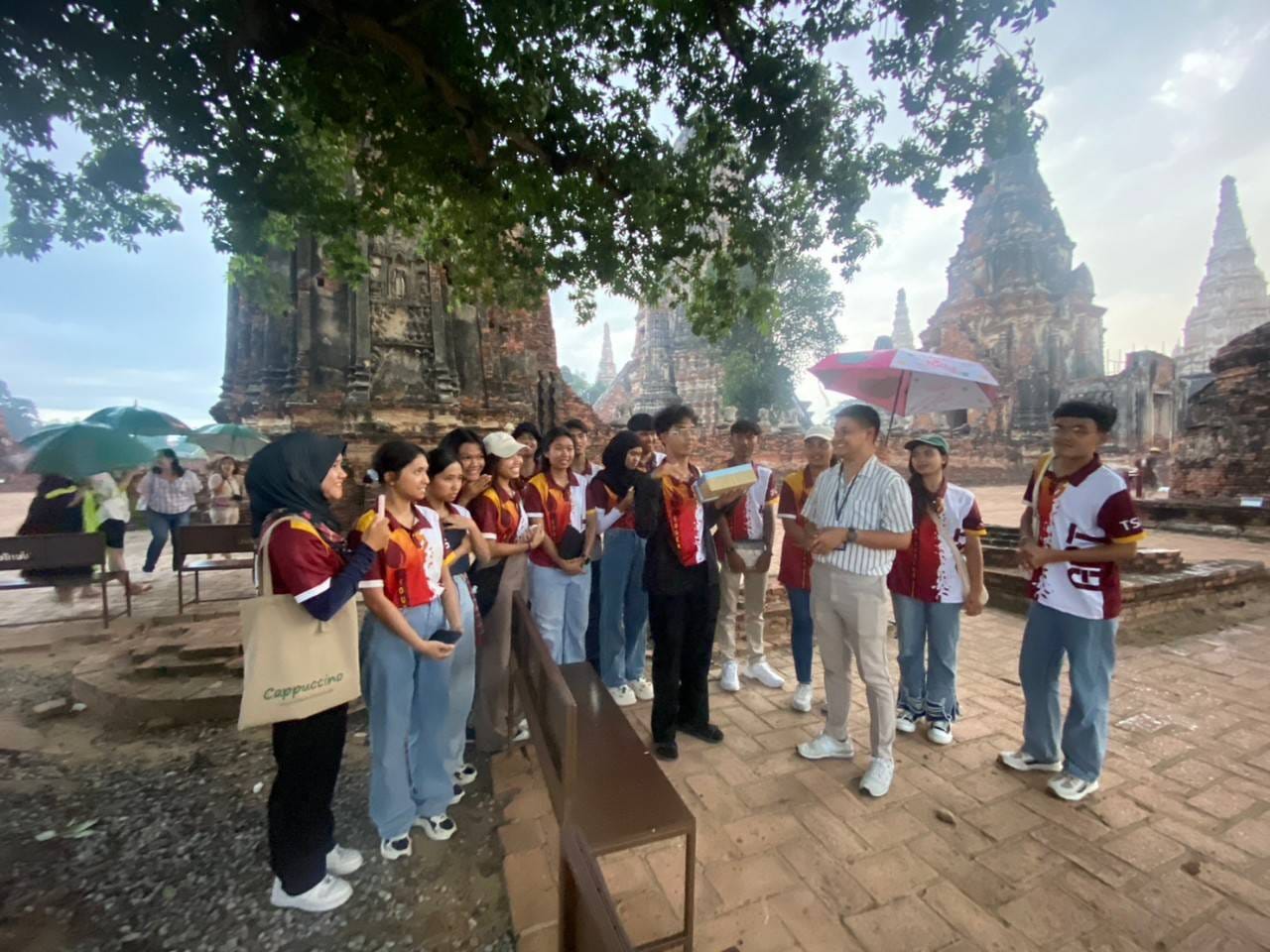 โครงการทัศนางานศิลป์ สู่กระบวนการเรียนรู้ทางศิลปะ สำหรับนิสิตชั้นปีที่ ๓