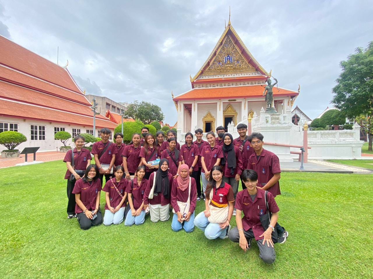 โครงการทัศนางานศิลป์ สู่กระบวนการเรียนรู้ทางศิลปะ สำหรับนิสิตชั้นปีที่ ๓